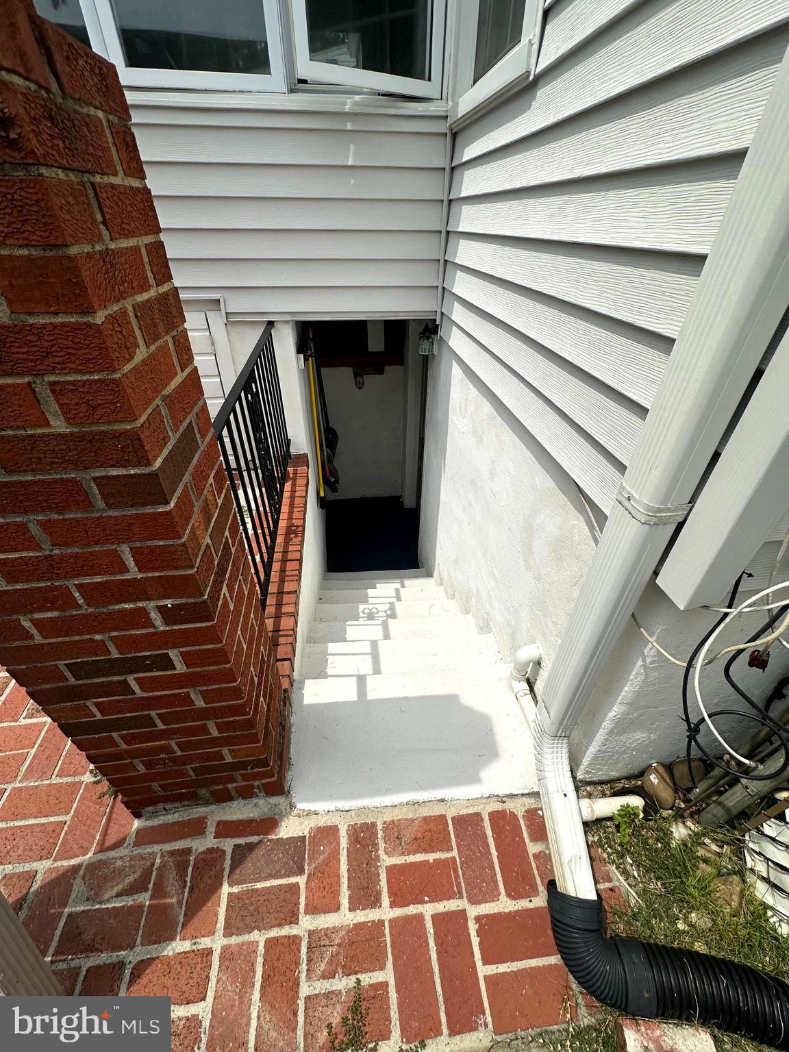 HOLLYWOOD - Residential Lease