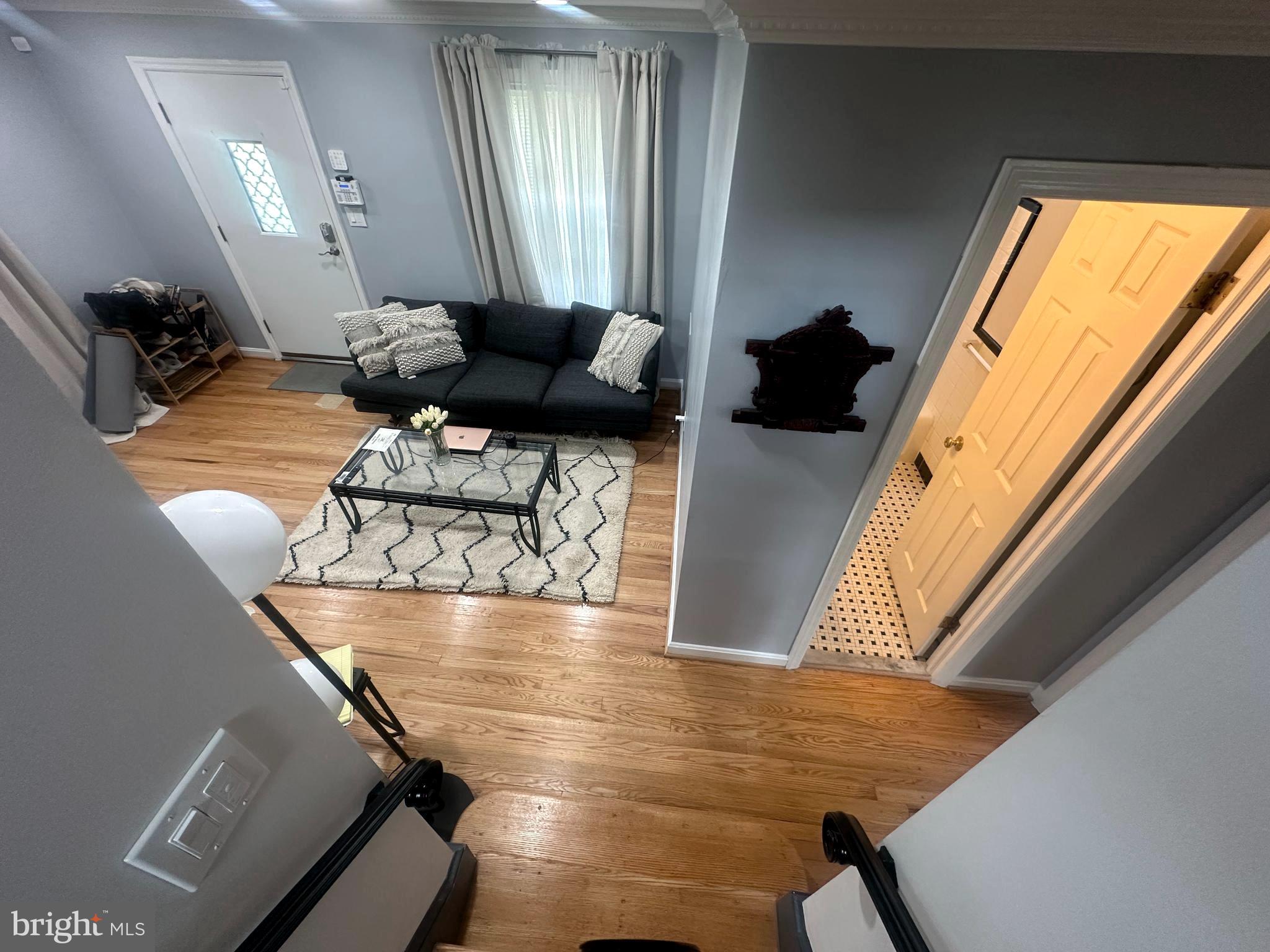 HOLLYWOOD - Residential Lease