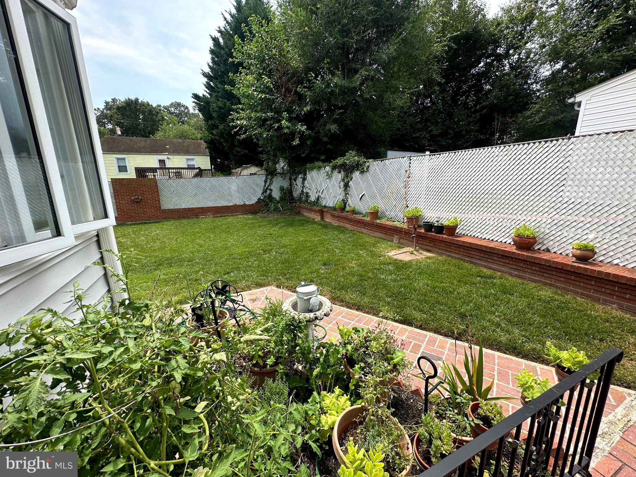 HOLLYWOOD - Residential Lease