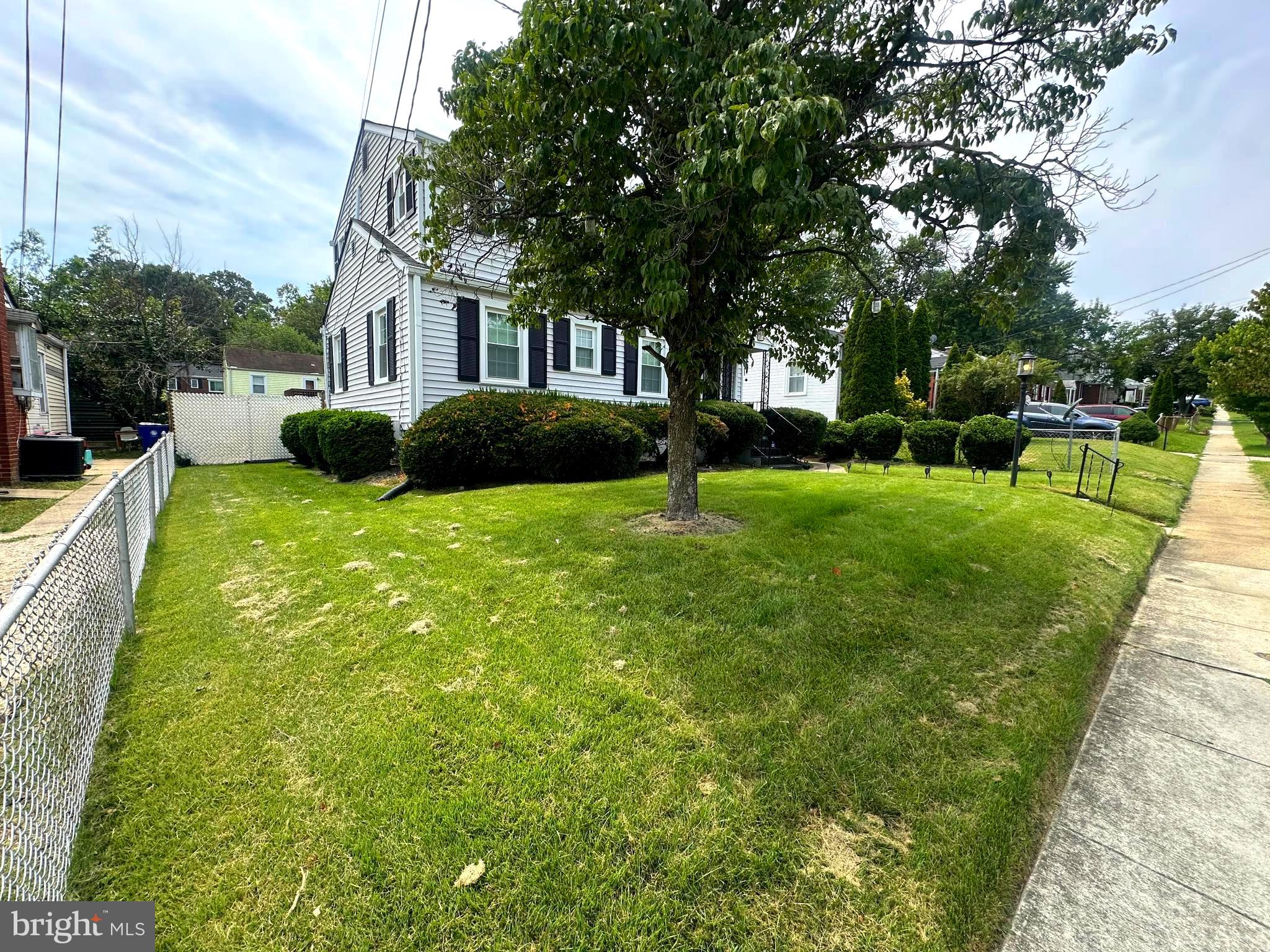 5209 MINEOLA ROAD