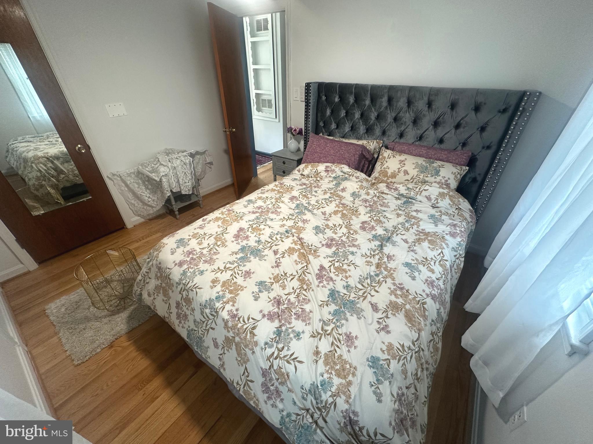 HOLLYWOOD - Residential Lease