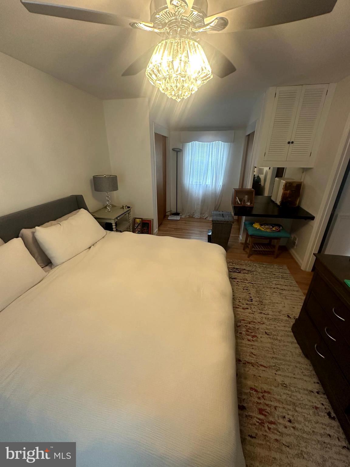 HOLLYWOOD - Residential Lease