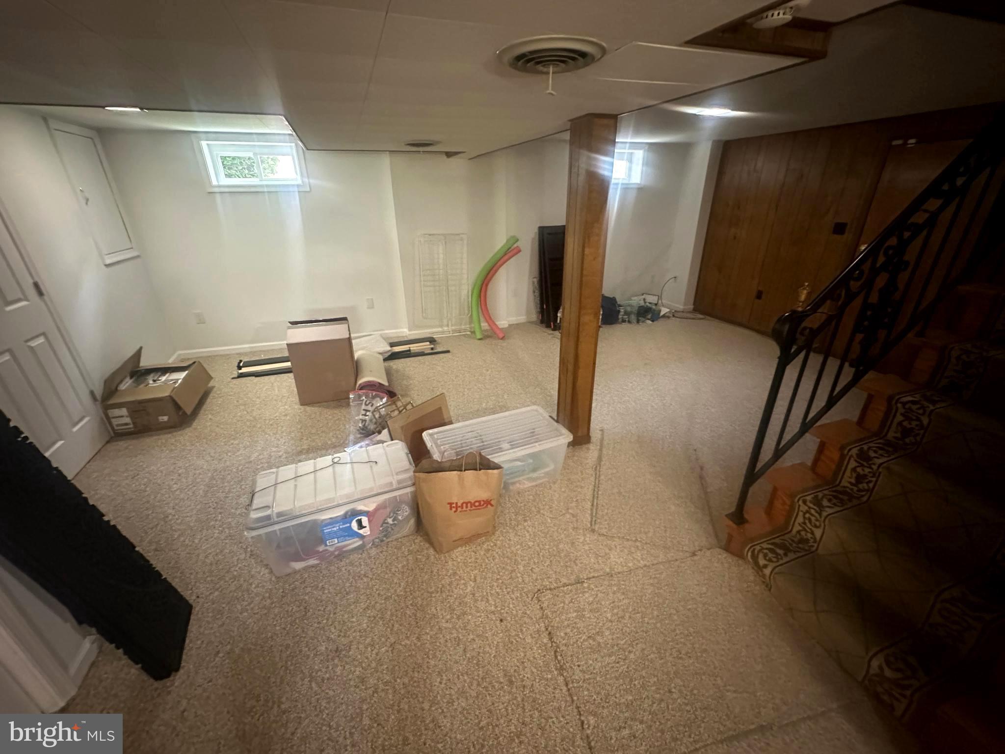 HOLLYWOOD - Residential Lease