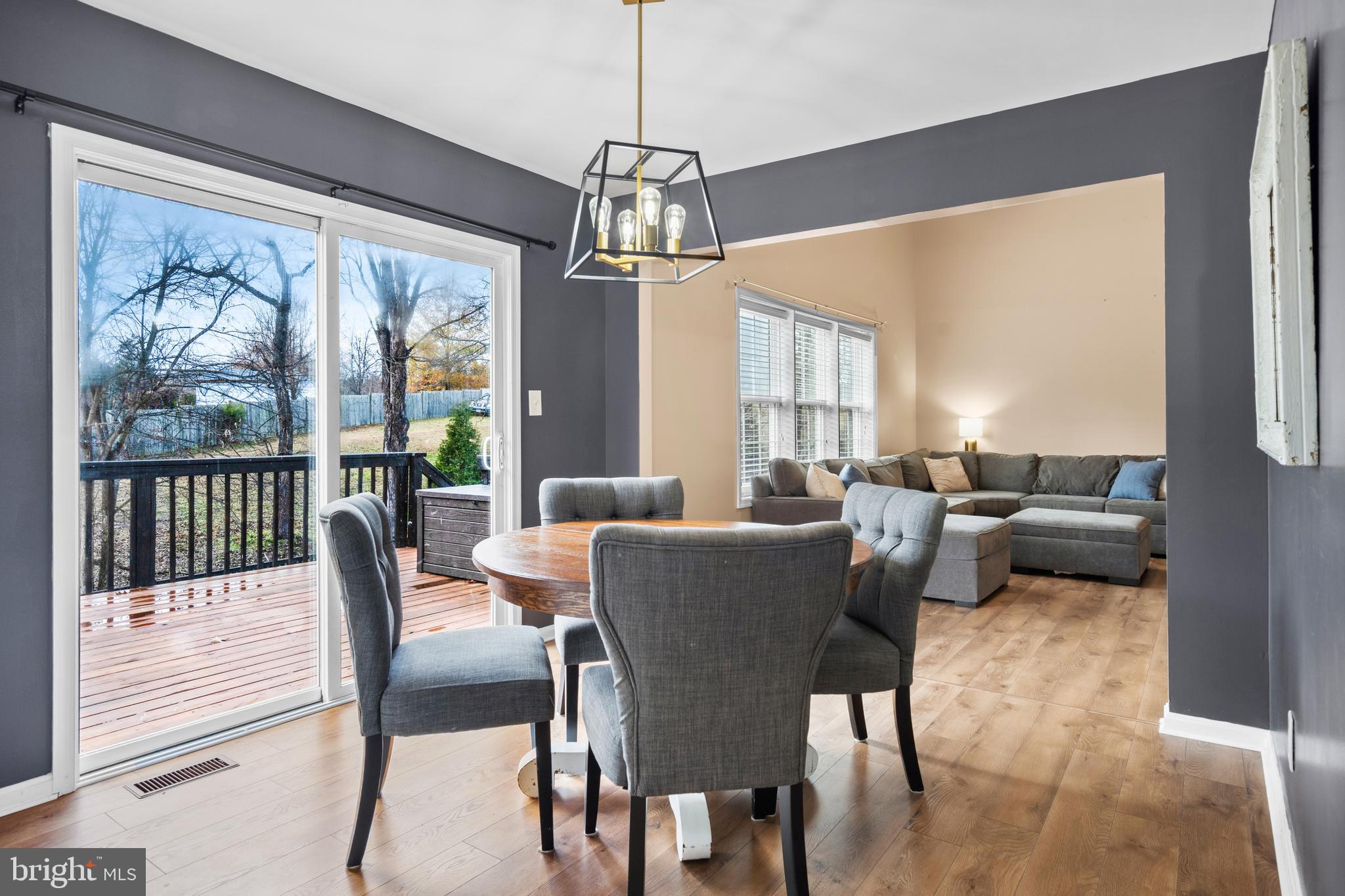 MILLS FARM - Residential