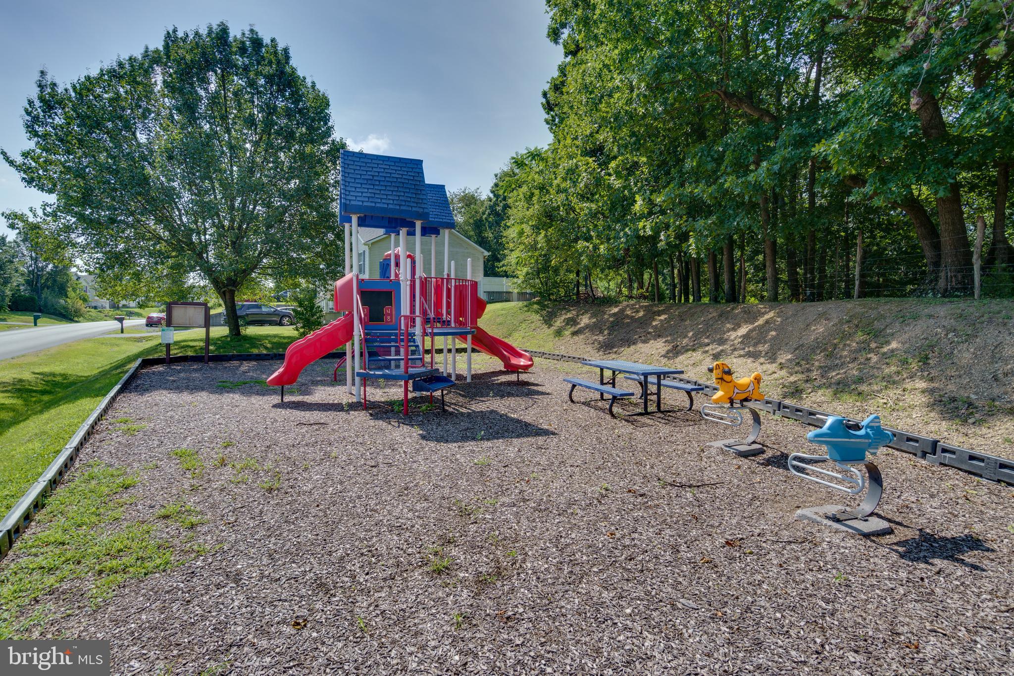 MILLS FARM - Residential