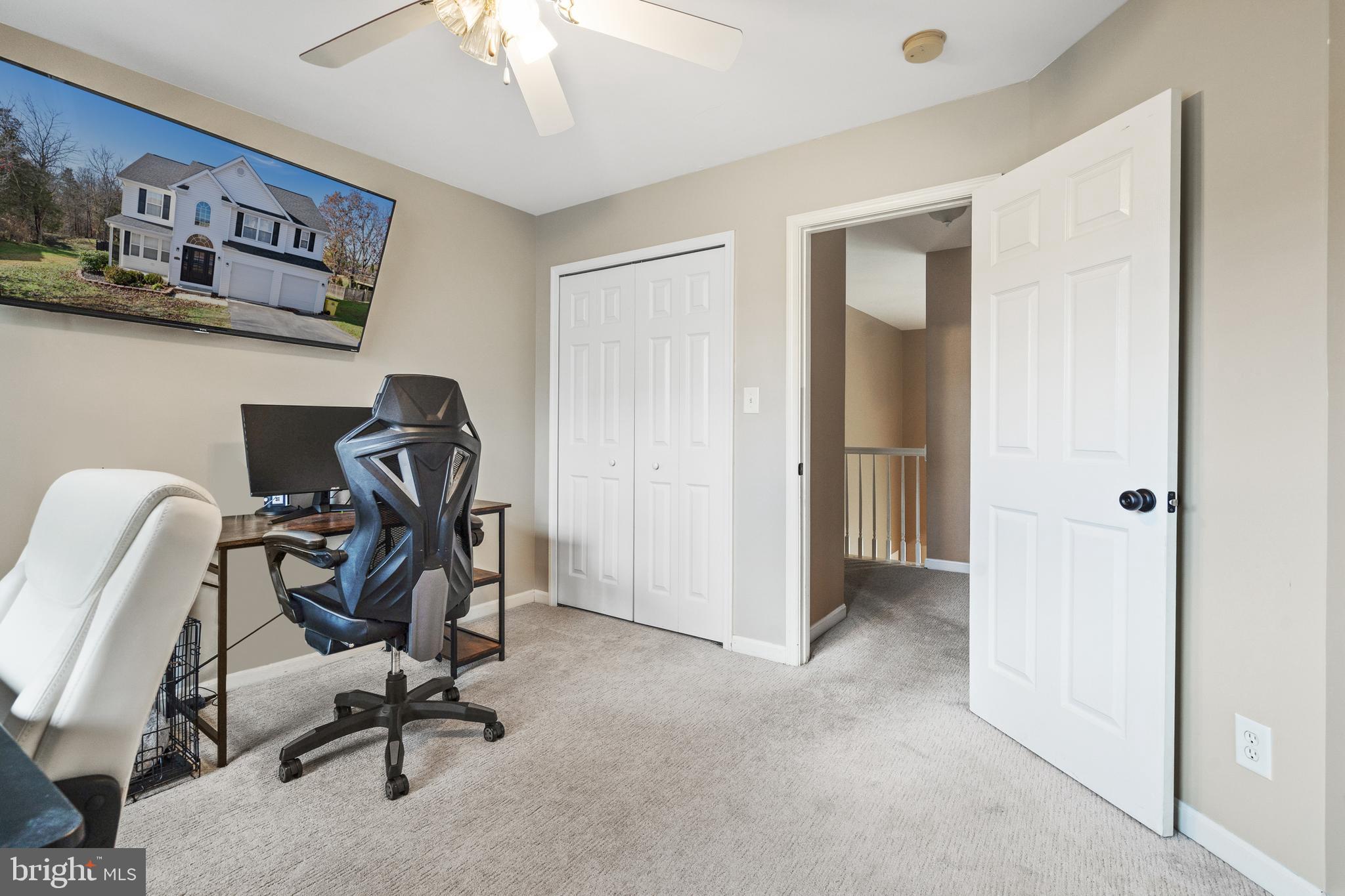 MILLS FARM - Residential