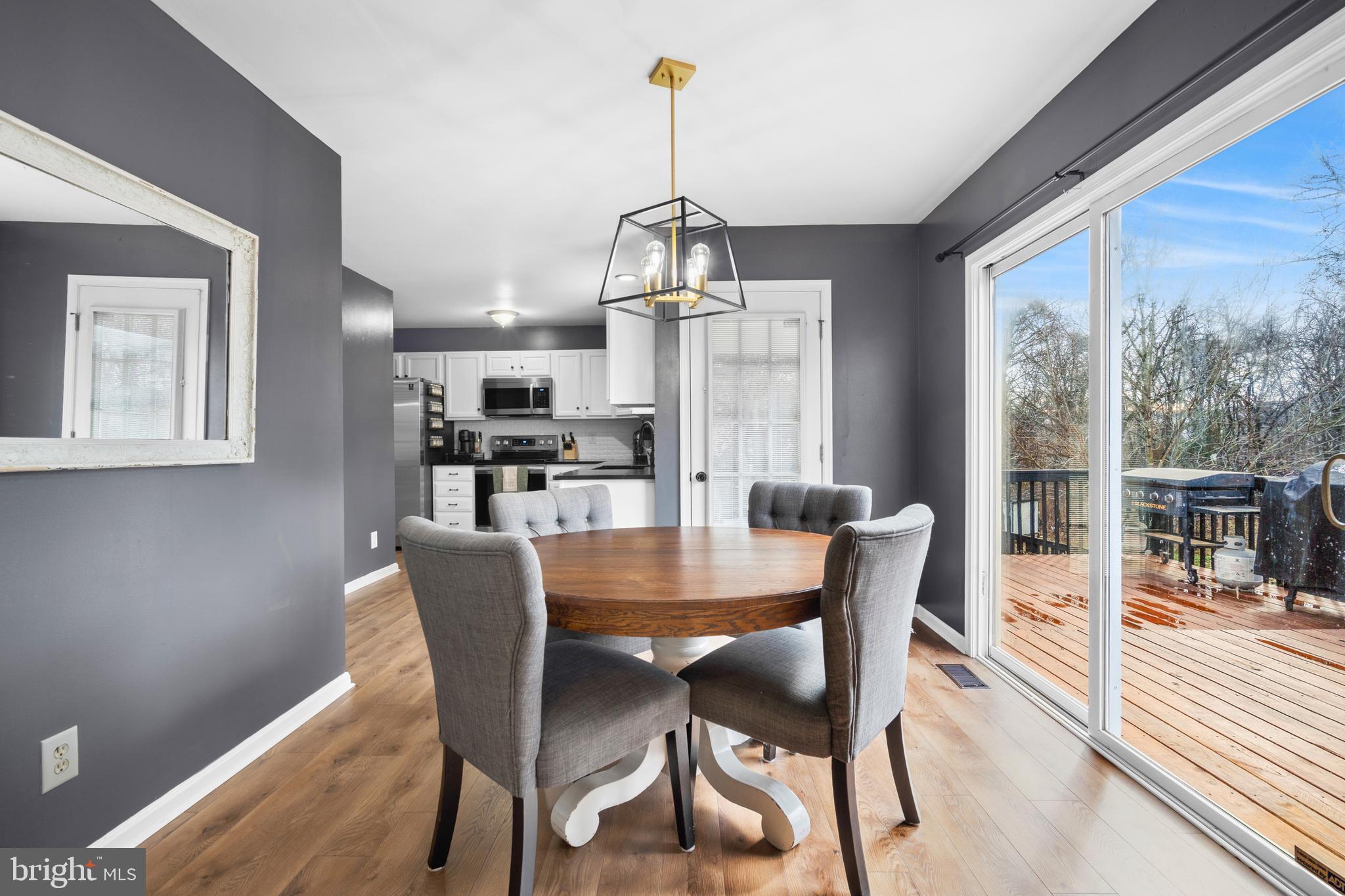 MILLS FARM - Residential