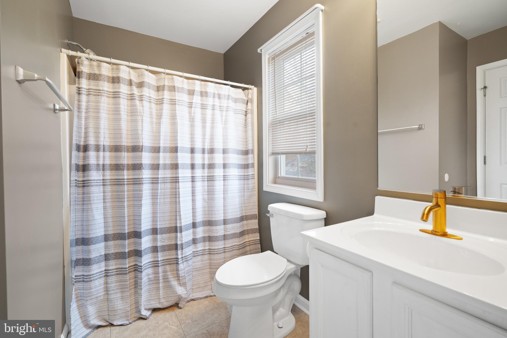 MILLS FARM - Residential