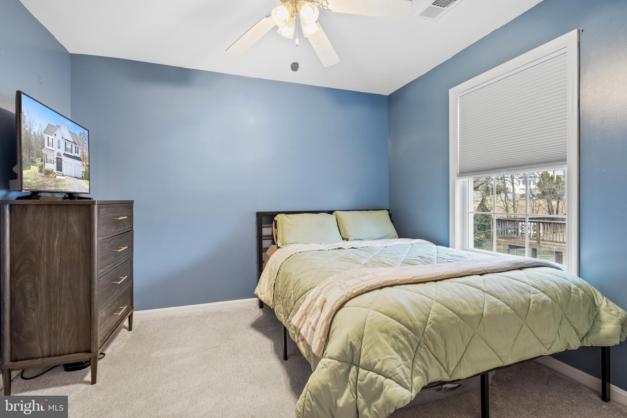 MILLS FARM - Residential