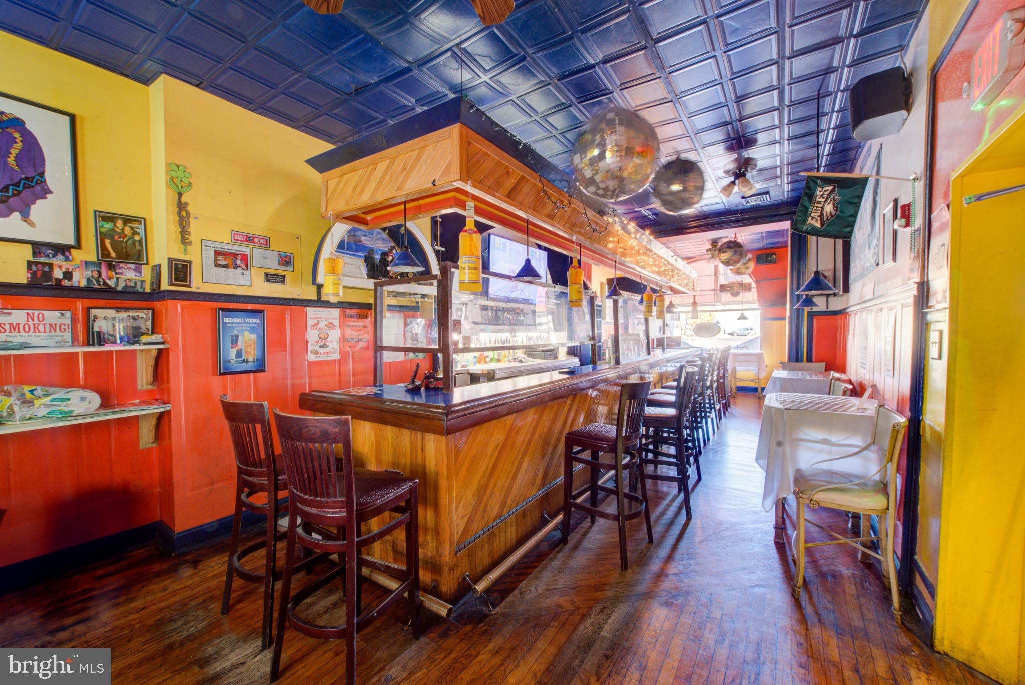1402 W OXFORD STREET 4