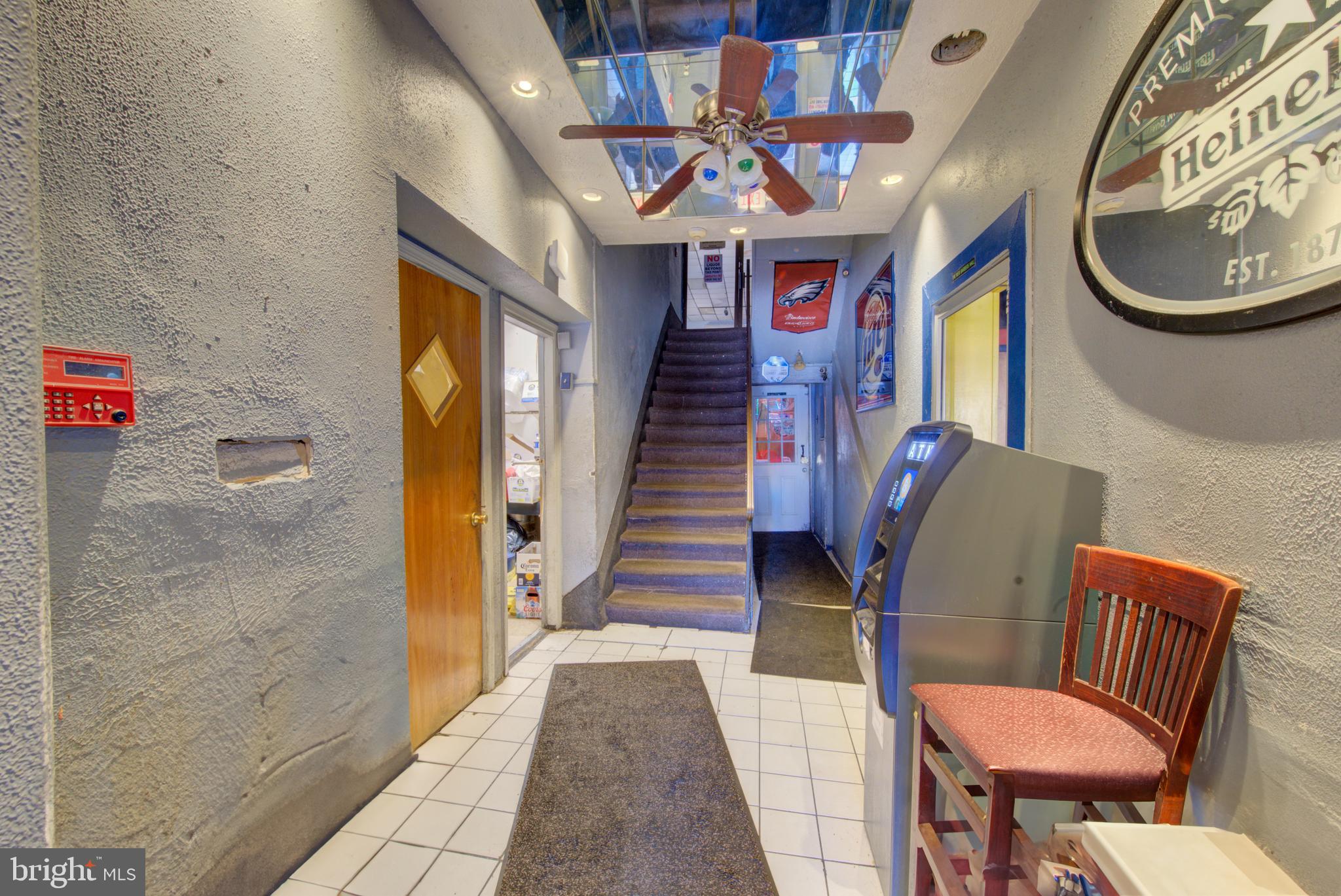 1402 W OXFORD STREET 4