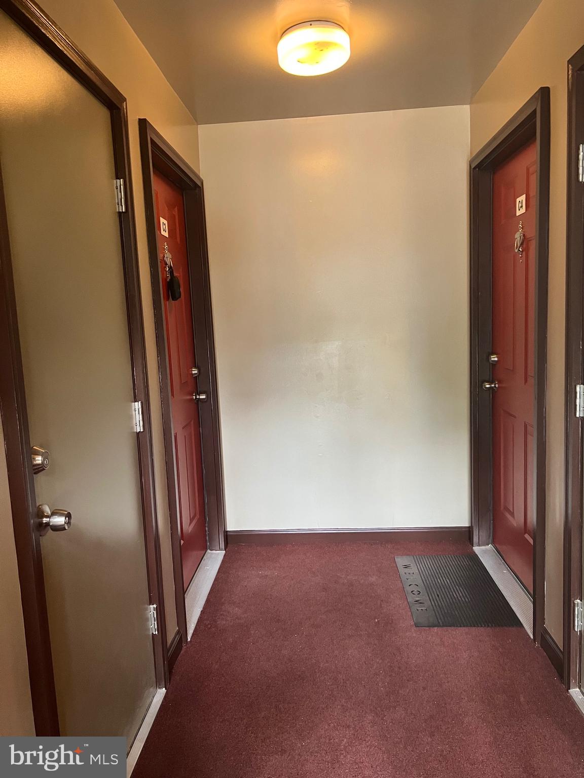 HOLLY HILL CONDOMINIUMS - Residential Lease