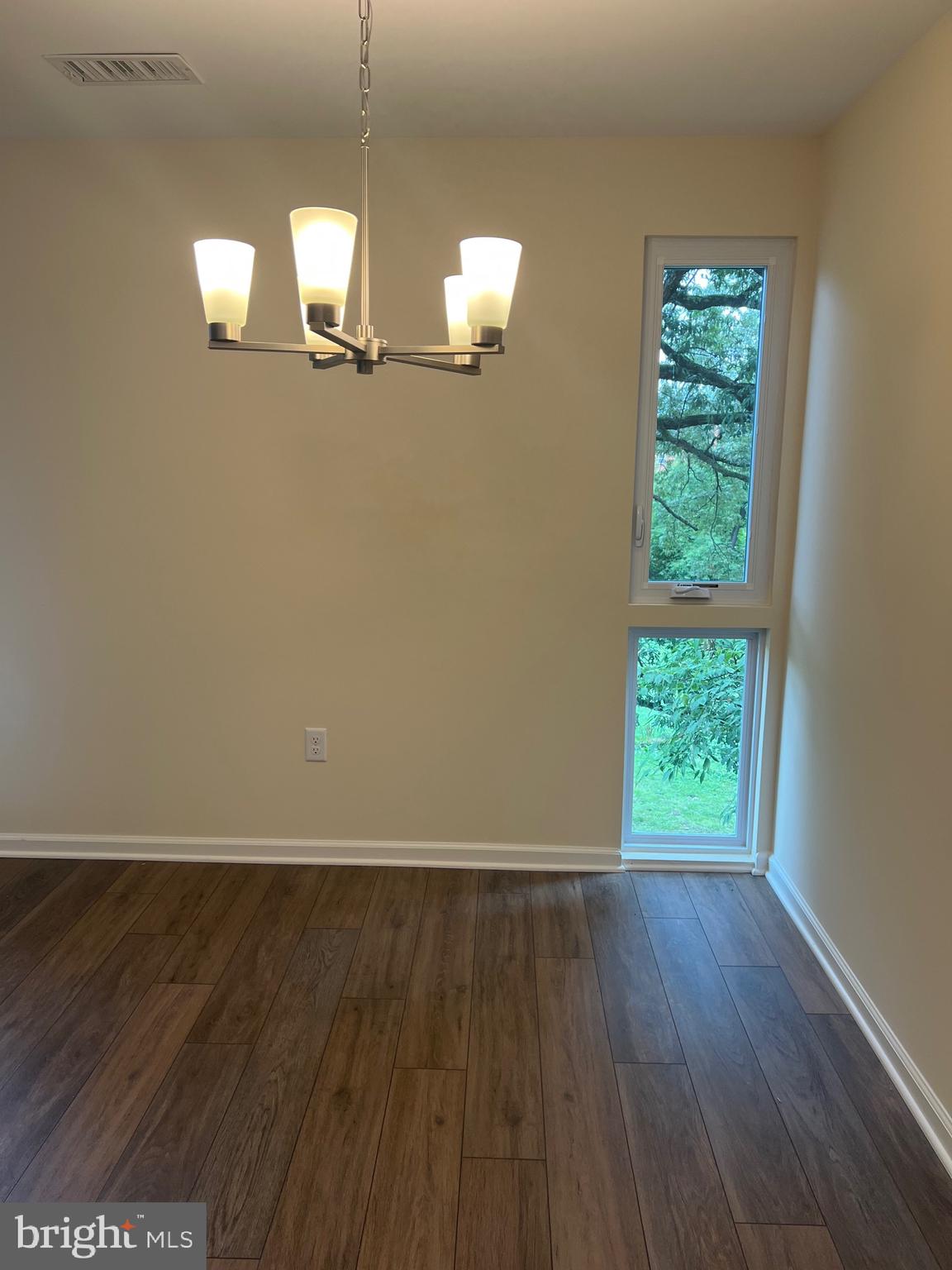 HOLLY HILL CONDOMINIUMS - Residential Lease