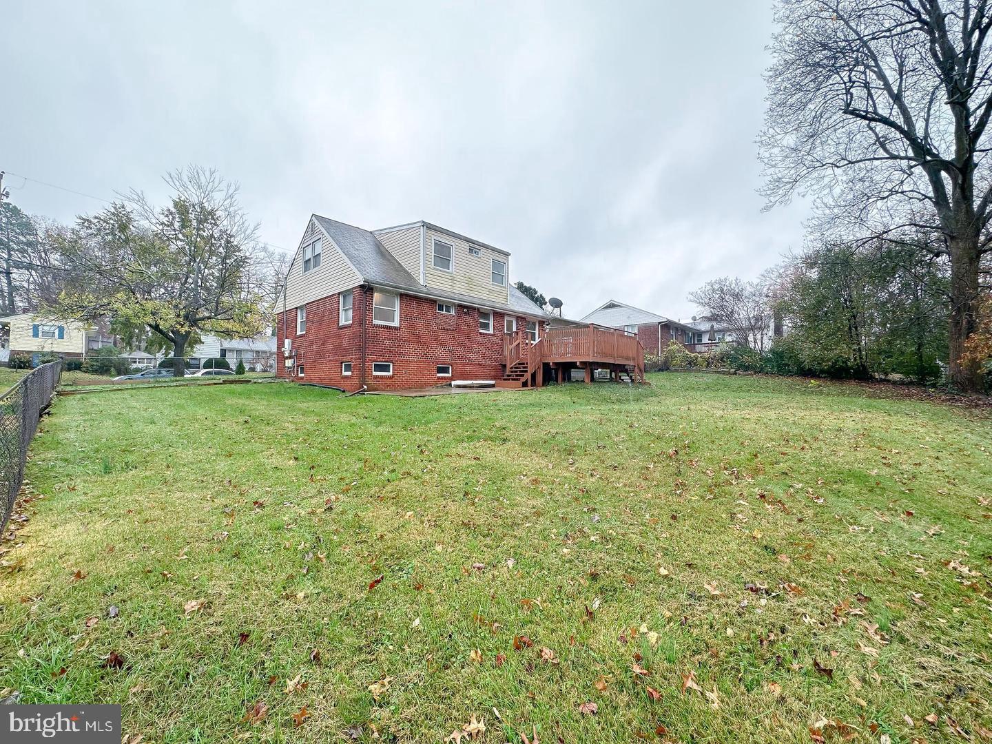 8432 RAVENSWOOD ROAD