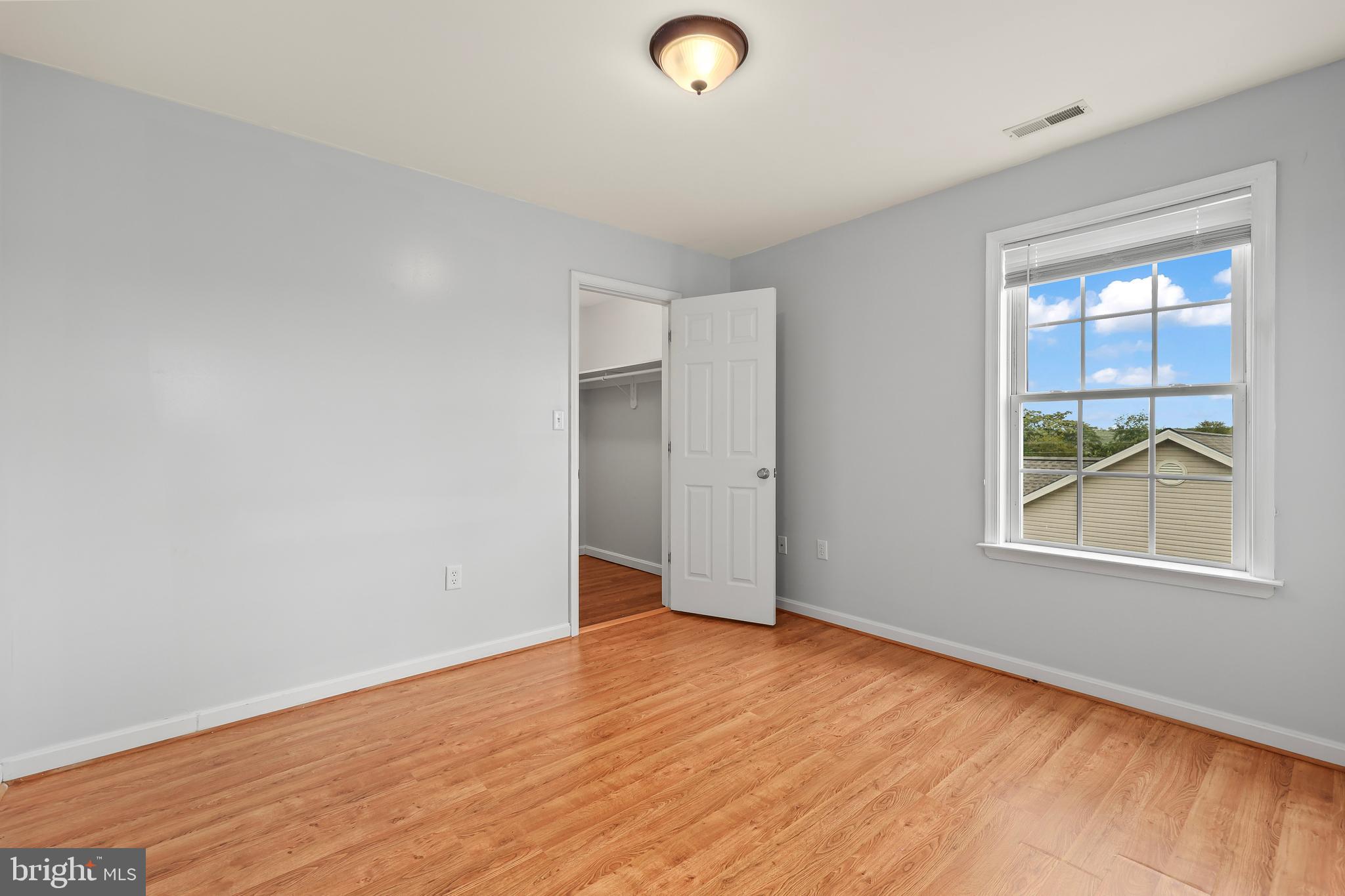 HAMMONDS MILL - Residential