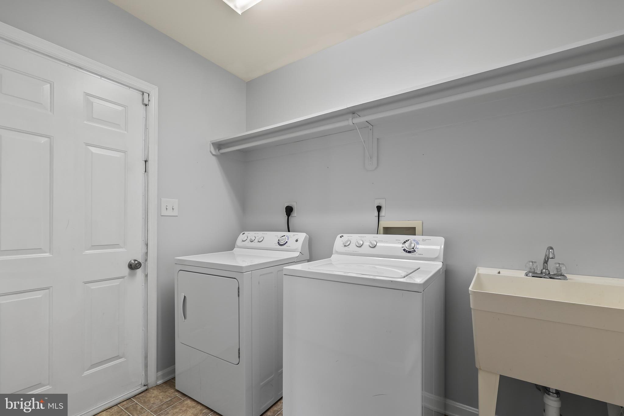 HAMMONDS MILL - Residential