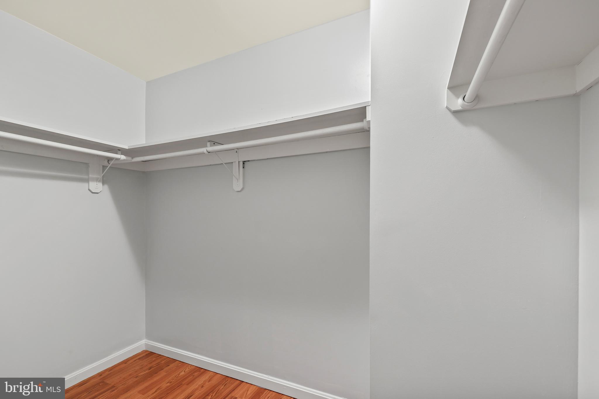 HAMMONDS MILL - Residential