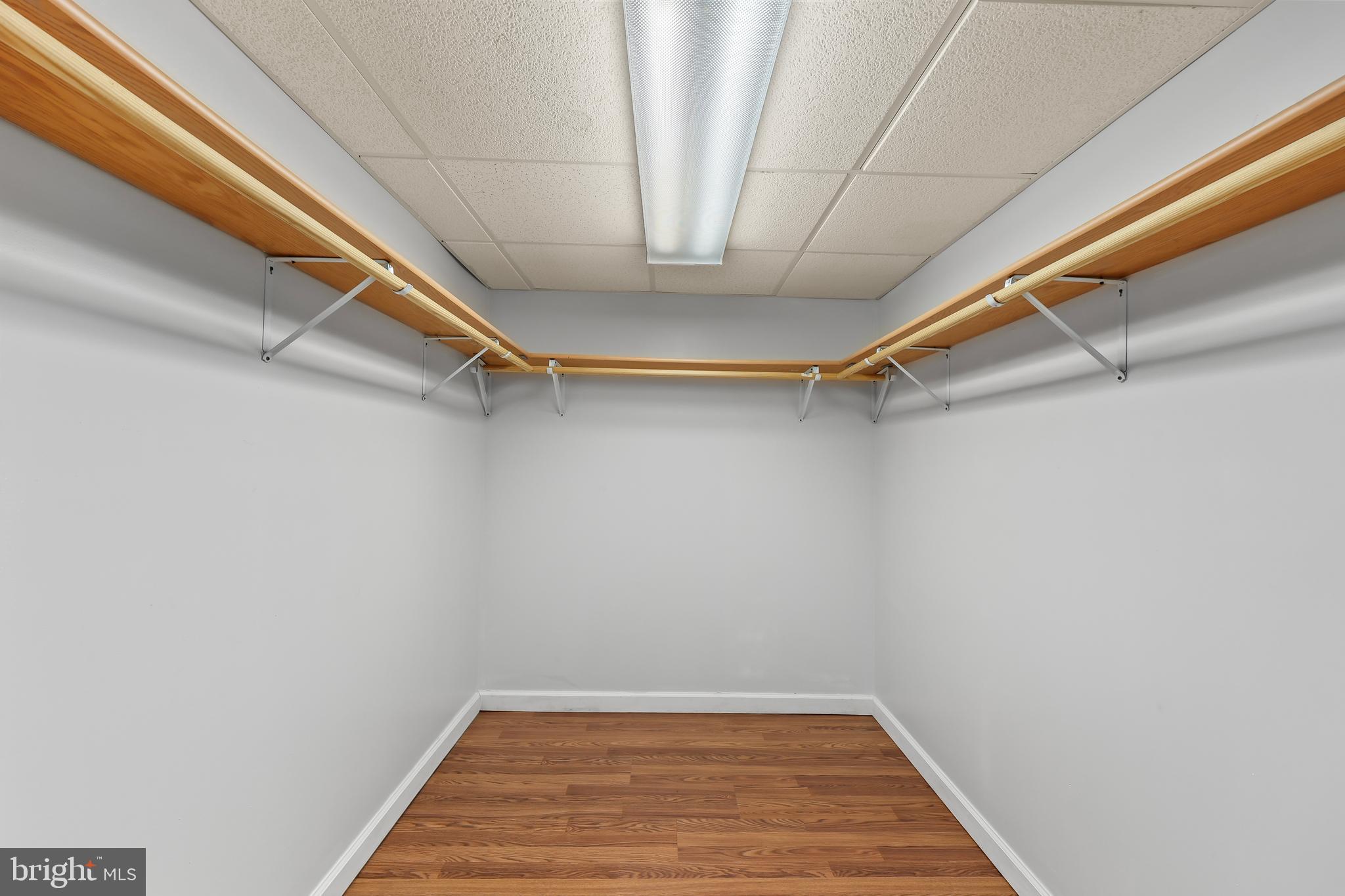 HAMMONDS MILL - Residential