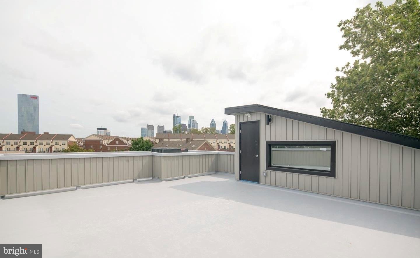 2537 MONTROSE STREET 39