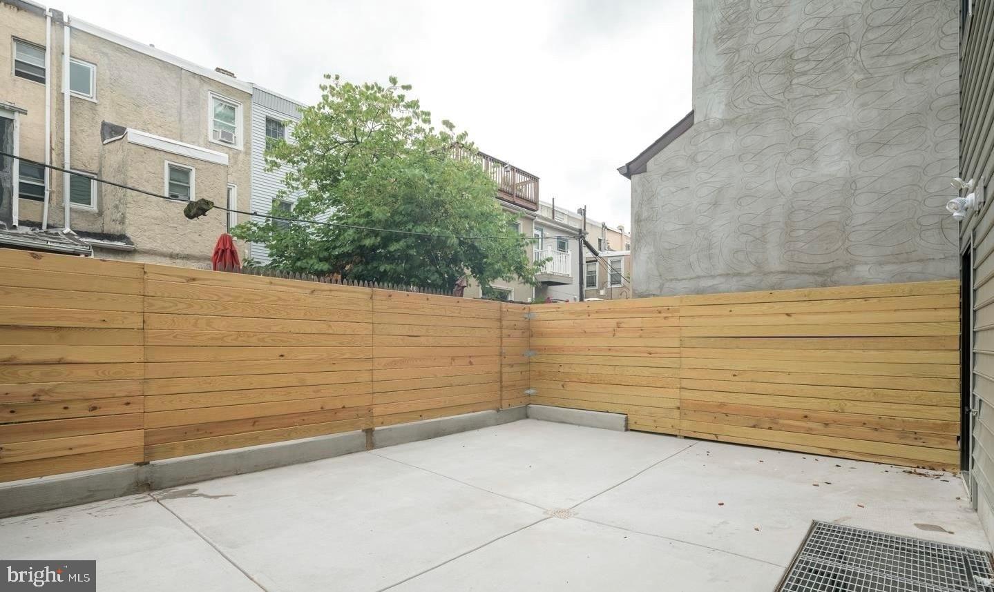 2537 MONTROSE STREET 39