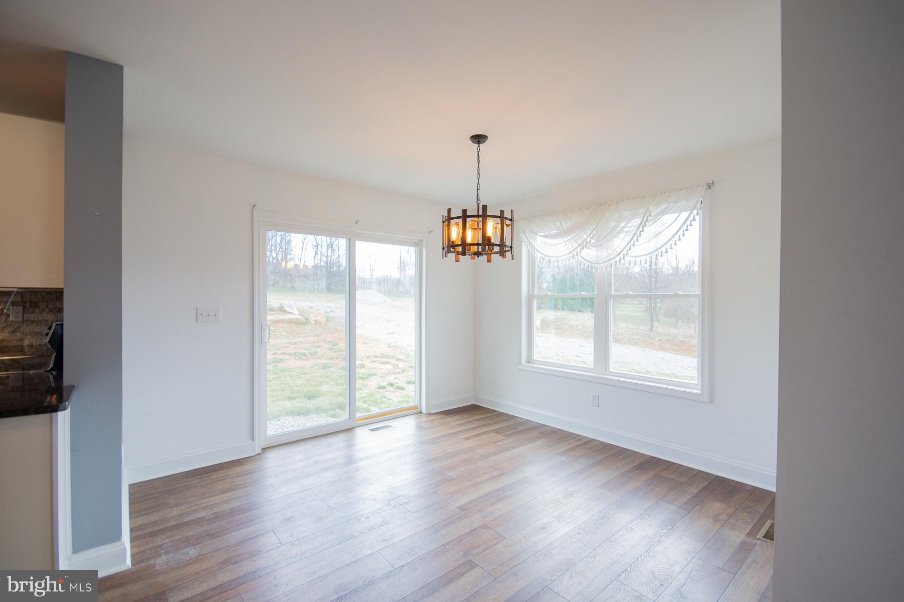 ISLAND HILL - Residential