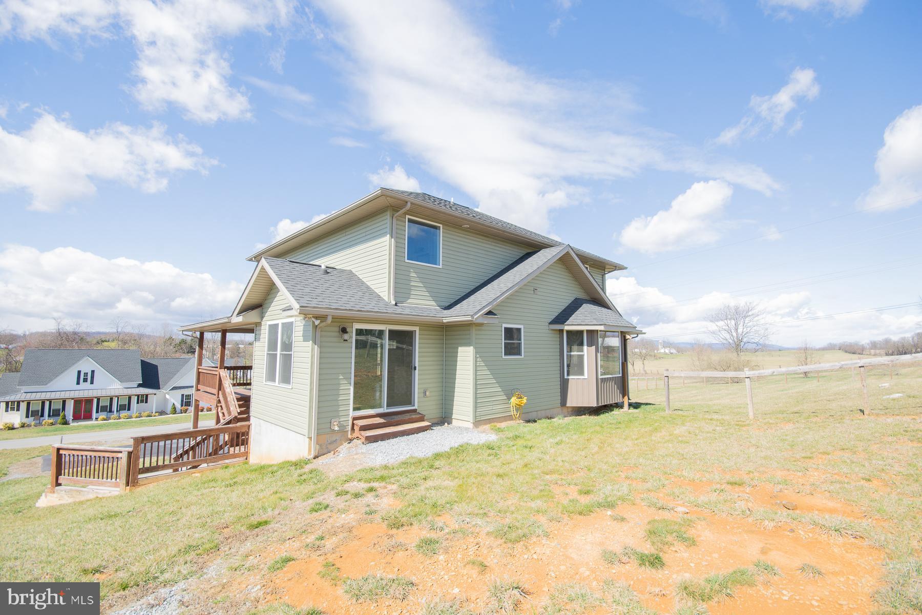 ISLAND HILL - Residential