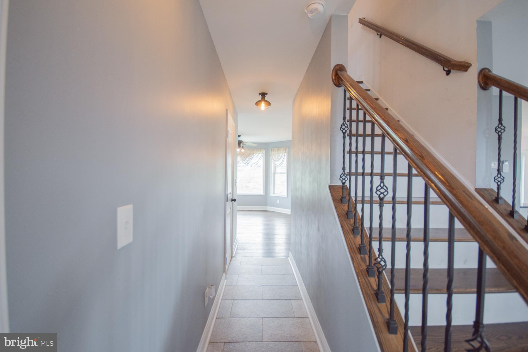 ISLAND HILL - Residential