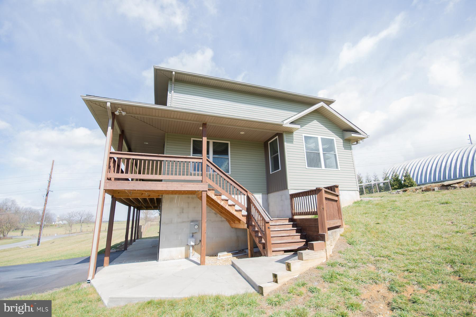 ISLAND HILL - Residential