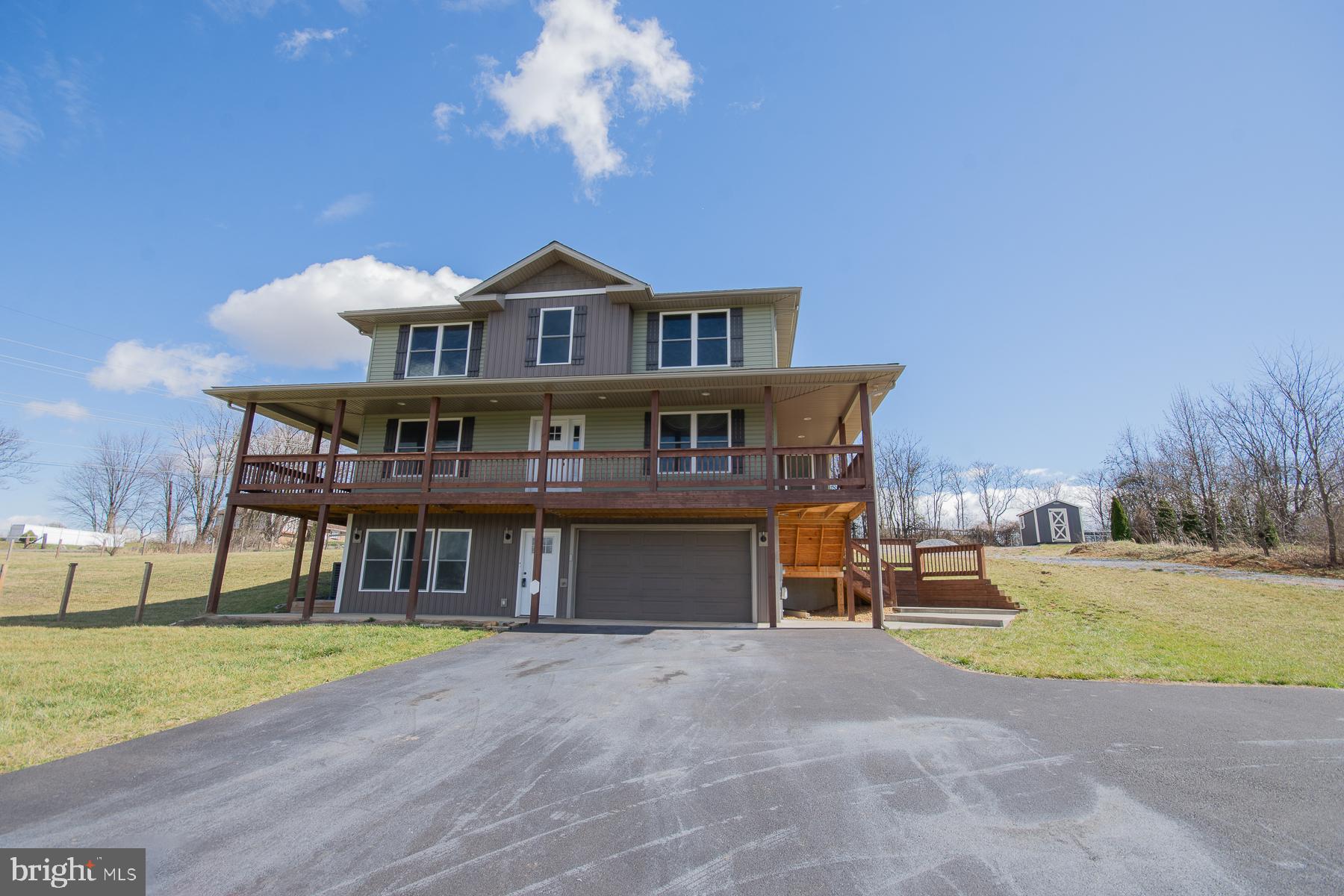 ISLAND HILL - Residential