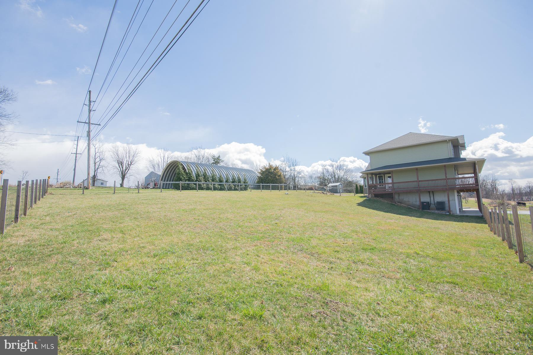 ISLAND HILL - Residential