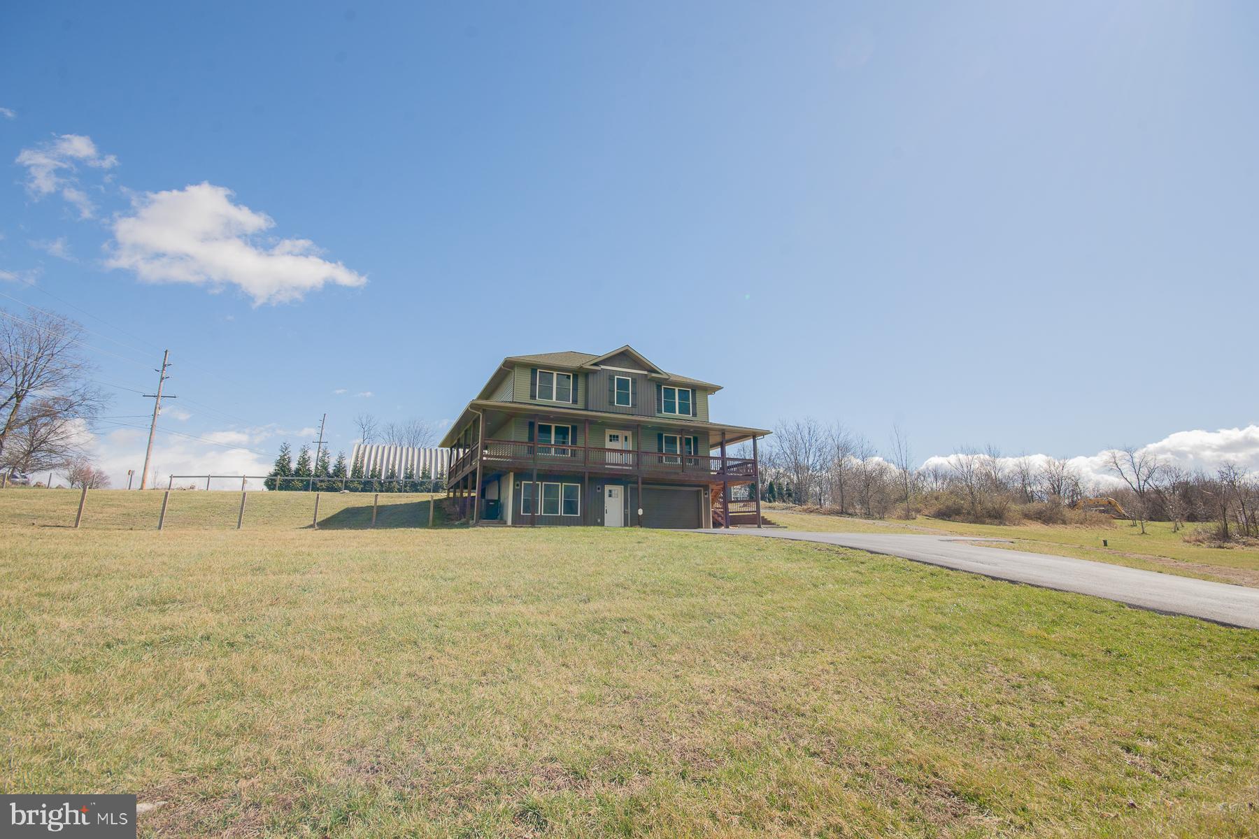 ISLAND HILL - Residential