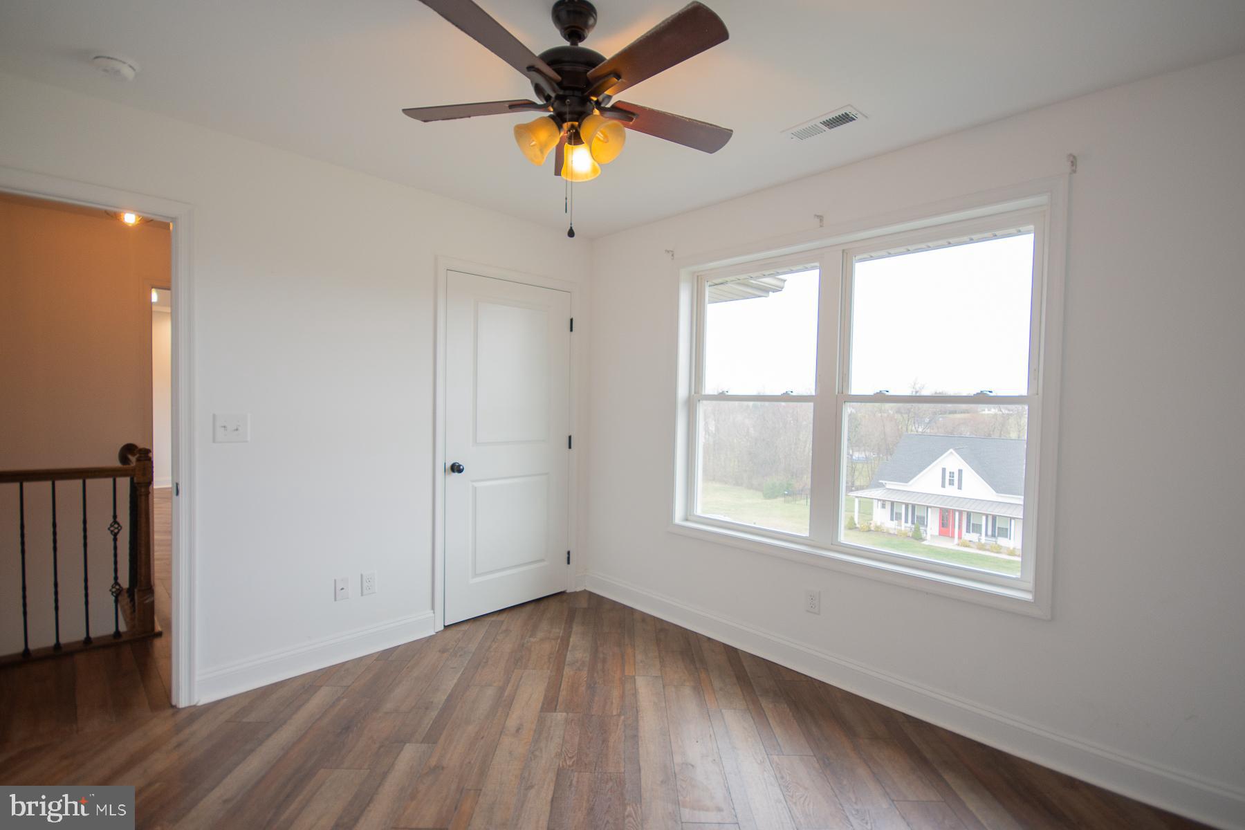 ISLAND HILL - Residential