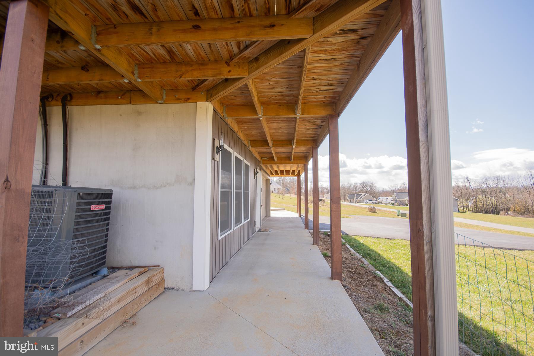 ISLAND HILL - Residential