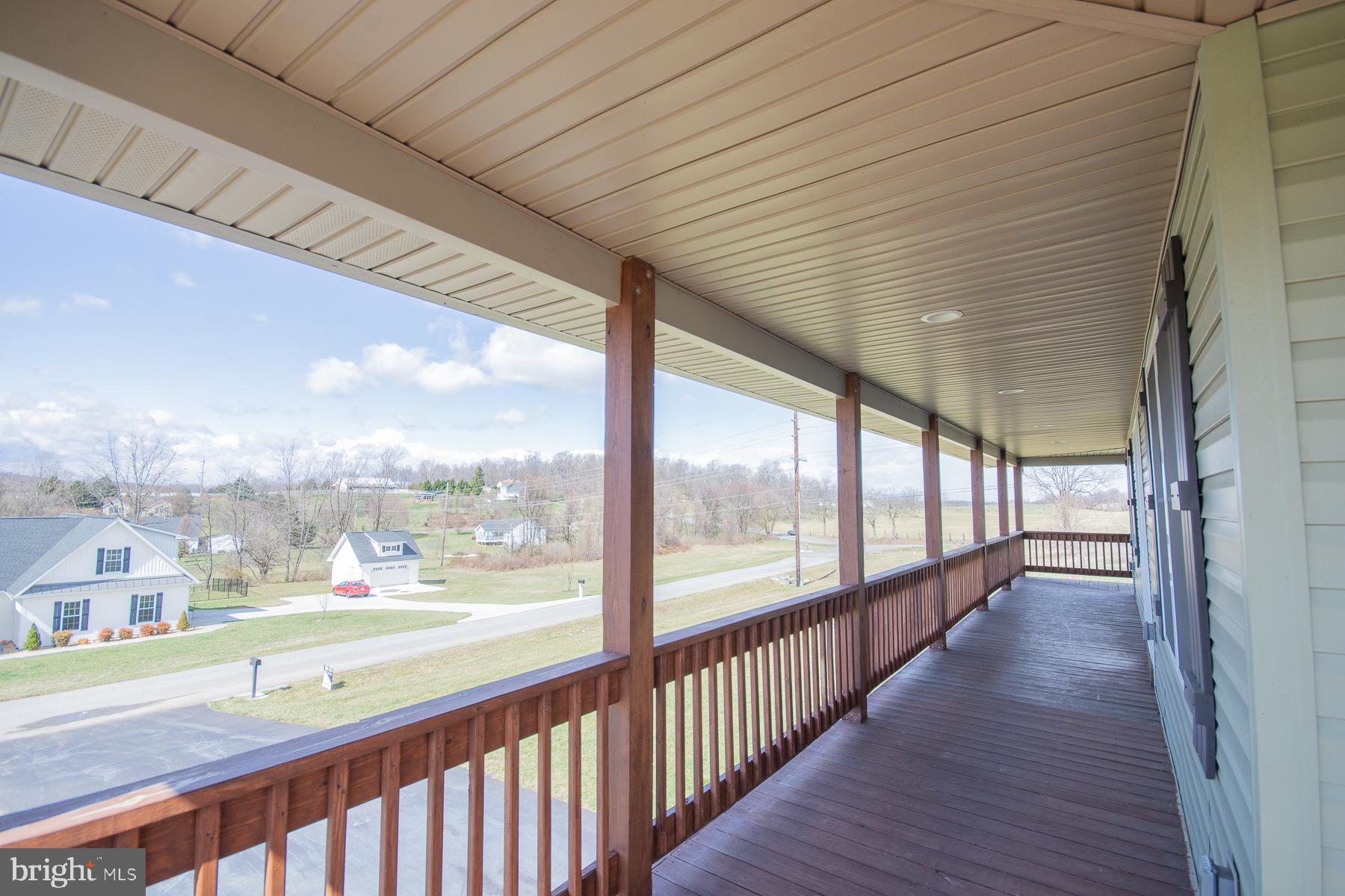 ISLAND HILL - Residential