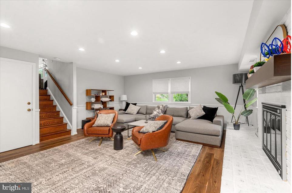 WEST LEWINSVILLE HEIGHTS - Residential Lease