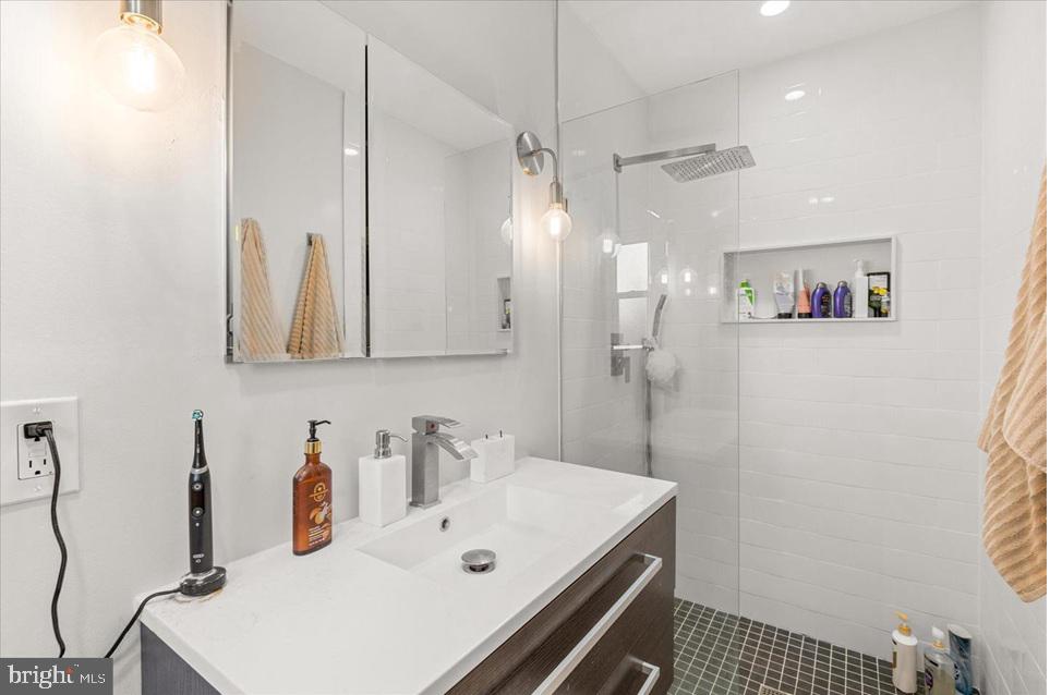 WEST LEWINSVILLE HEIGHTS - Residential Lease