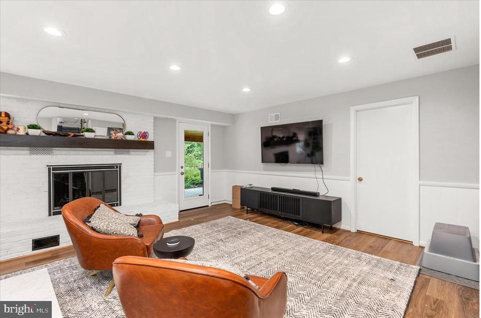 WEST LEWINSVILLE HEIGHTS - Residential Lease