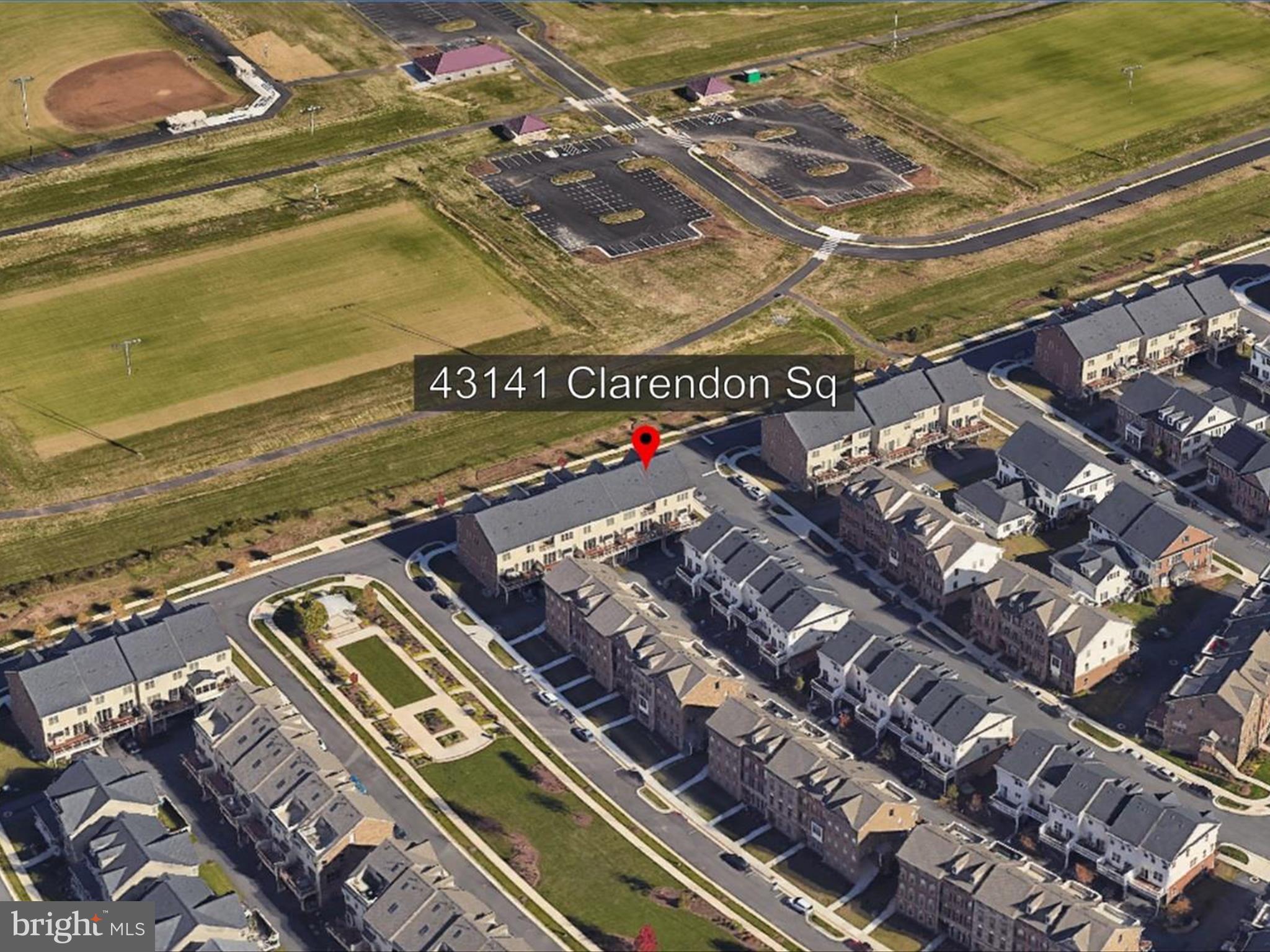 43141 CLARENDON SQUARE