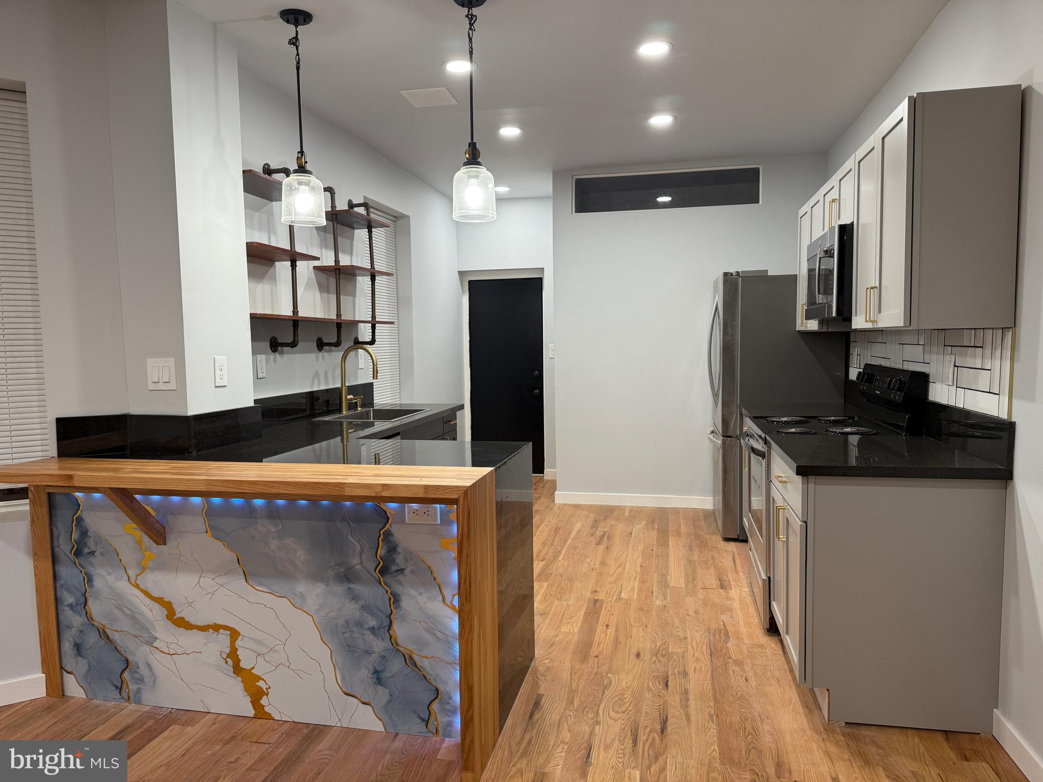 KINGSESSING - Residential