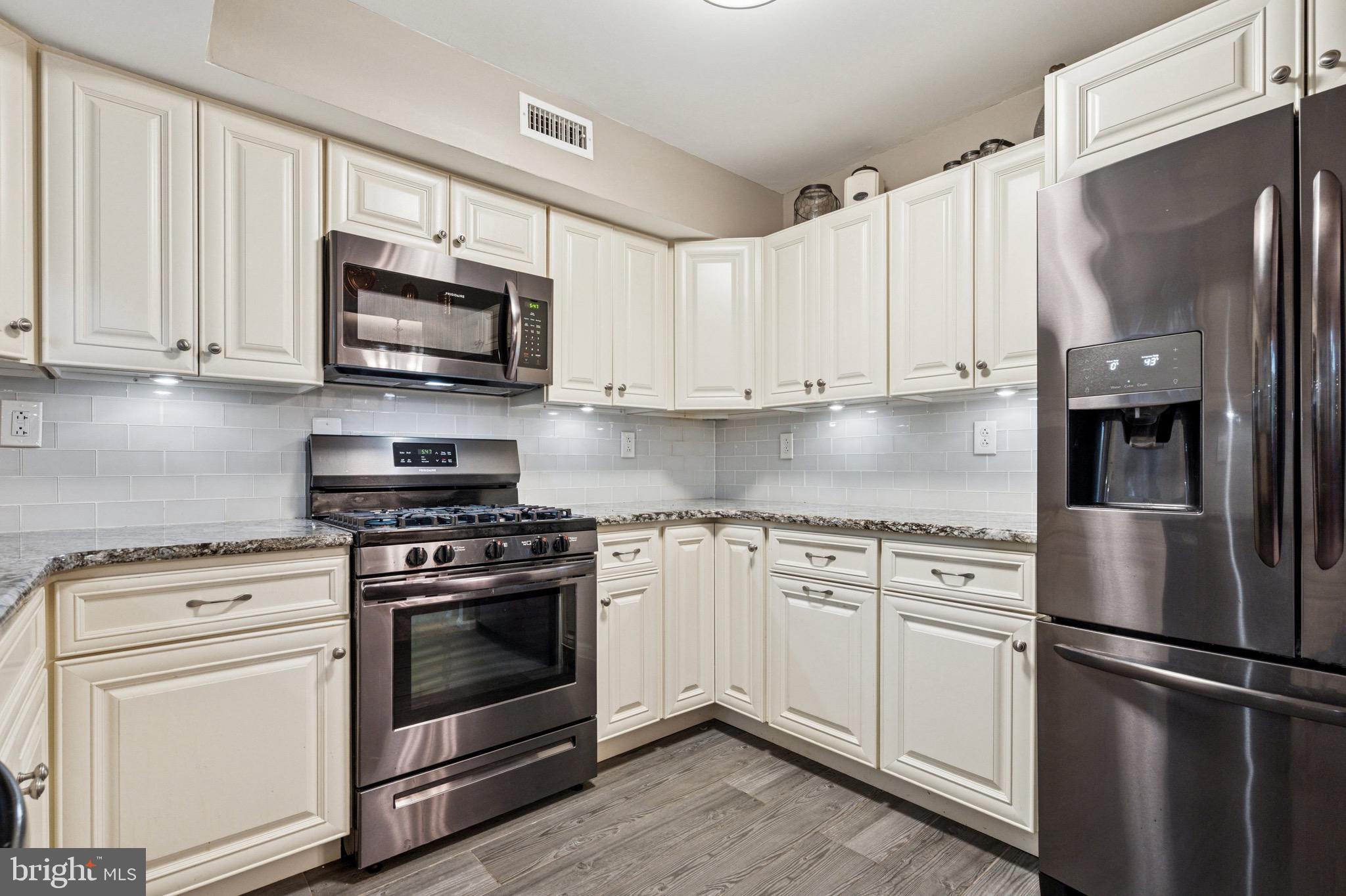 WINDING BROOK - Residential Lease