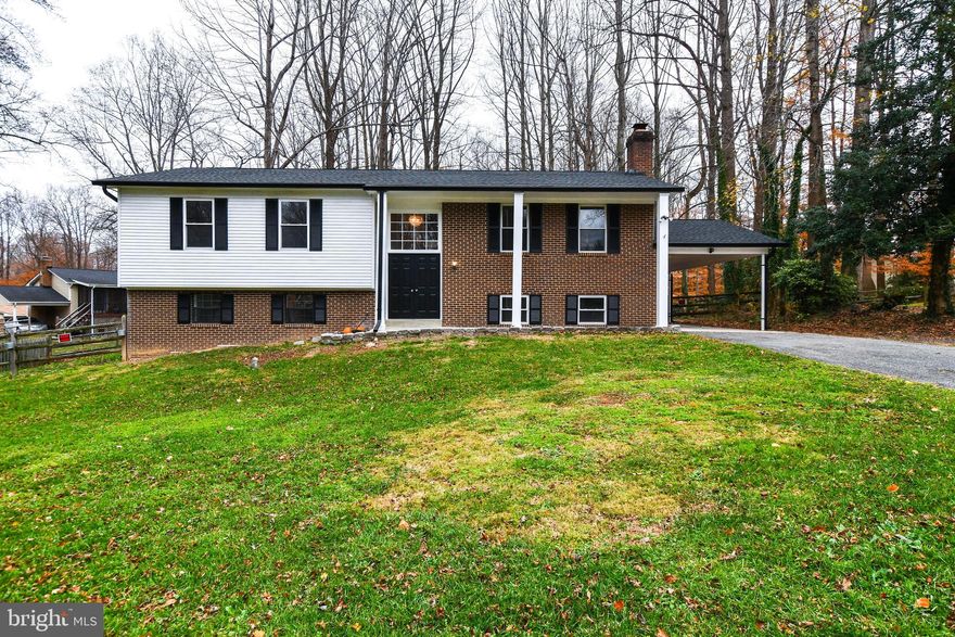 REDUCTION OF $10,000, LISTED FOR $489,000!  Beautiful, detached split level home in sought after Apple Greene community.  Five bedrooms, 3 full baths, sits on almost 1/2 acre.  Over 2400+ living space.  Home is bright and sun filled.  Main level has hardwood floors, good size bedrooms, with ample closet space.  Custom kitchen with granite countertops and stainless steel appliances, tiled floor.  French doors open to sunroom, where you can the outside serenity. Large deck with shed that backs to woods.  Dining area off kitchen, with ample table space.   Custom tiled bathrooms.  Two story foyer, leads to lower level that boasts recessed lighting and huge family room with brick front wood, burning fireplace.  Huge bedroom and another good size bedroom.  Large bathroom with jetted tub, large window,  ceramic tiles and double sink.  Walk out to the patio and yard from your French Doors.  Fresh paint, carpets cleaned and some new flooring in the lower level, make this home even more amazing and ready for its new owners.  Large laundry room  partially finished with tons of storage area.  Roof has 30+ year warranty that can be extended to new buyer once they register.  AS IS Sale.  Home maintenance warranty for 1 year paid by the seller, for added peace of mind.  Please follow all current COVID guidelines. No more than a total of 3 people, including the Agent, all must wear masks.  Schedule showing on showing time and go.  Submit your best and highest offer and  be in for the New Year!