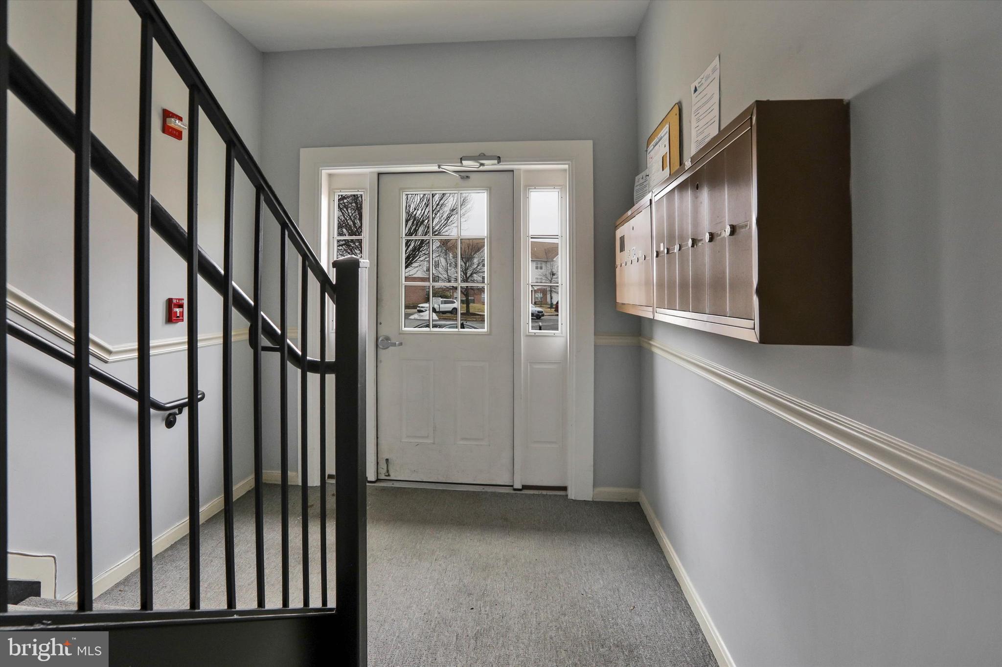 CROMWELL FOUNTAIN - Residential