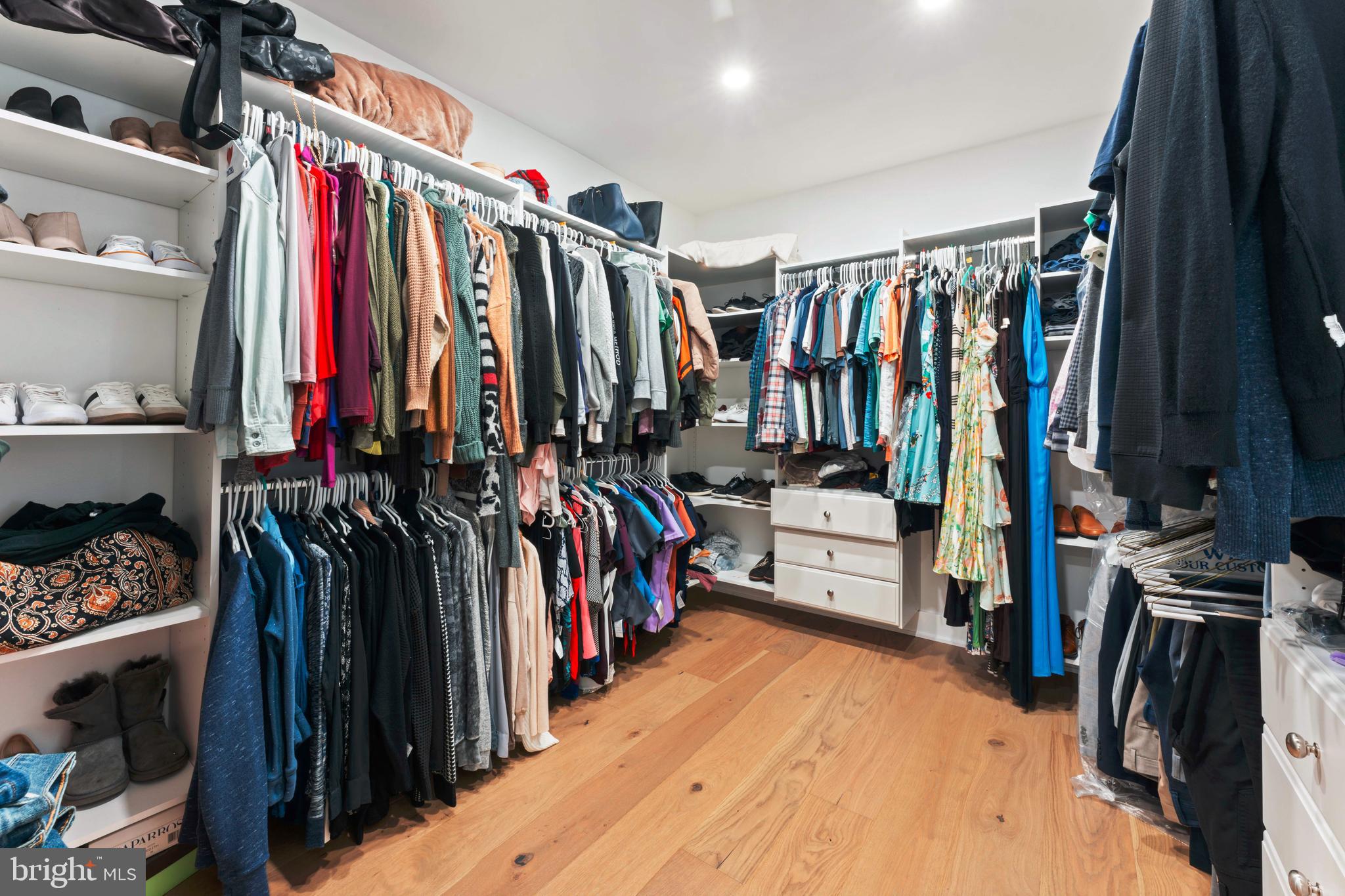 HUNTINGDON VALLEY - Residential