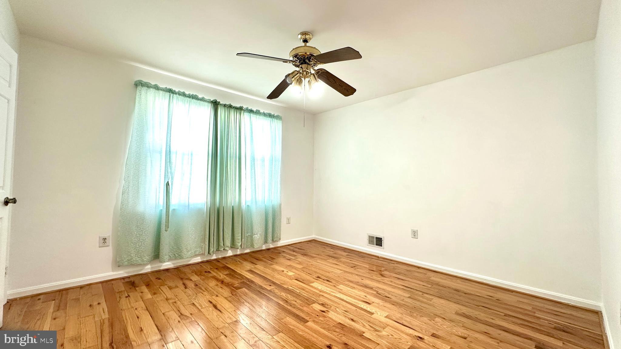 CHURCHILL TOWN SECTOR - Residential