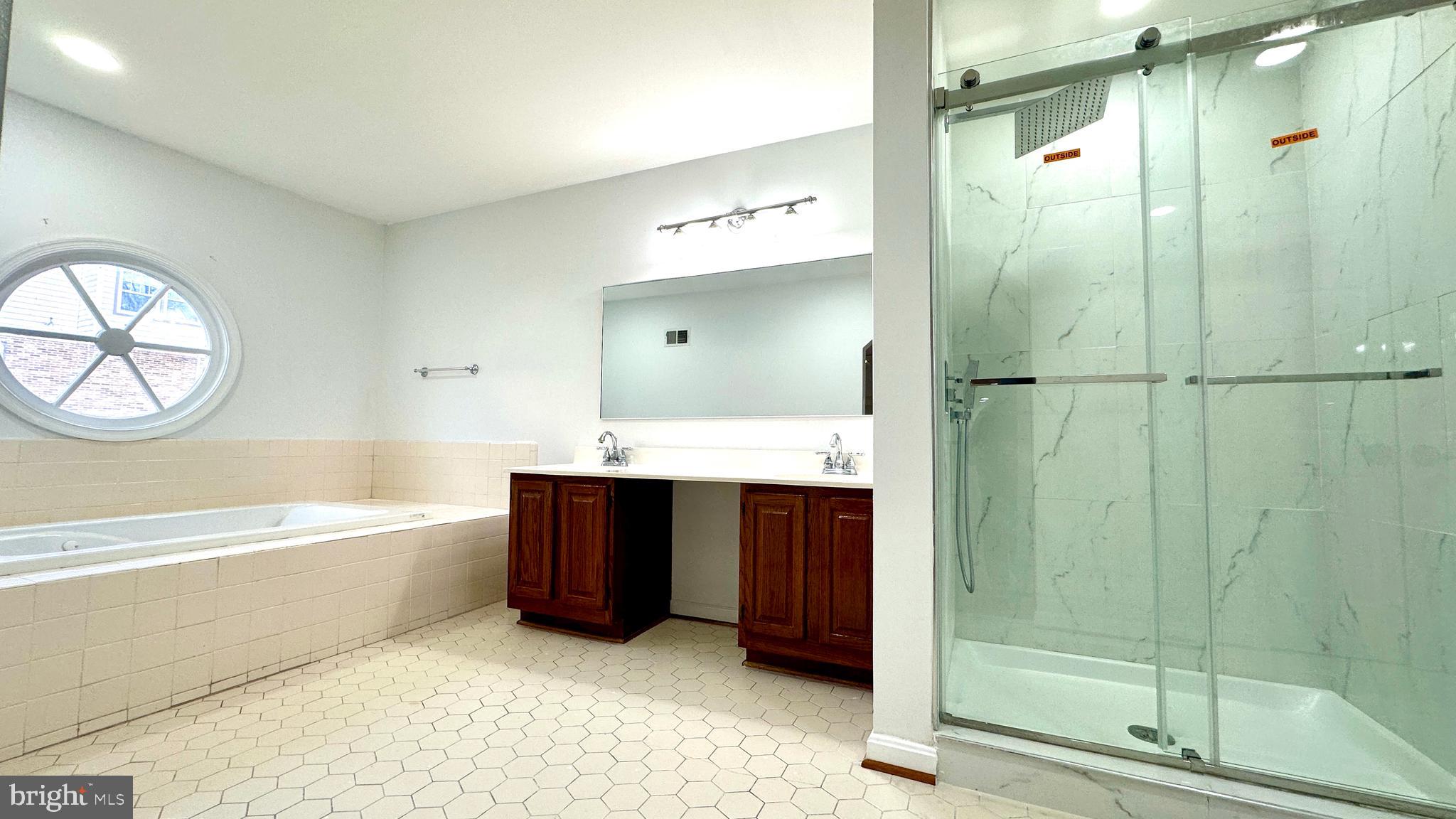 CHURCHILL TOWN SECTOR - Residential