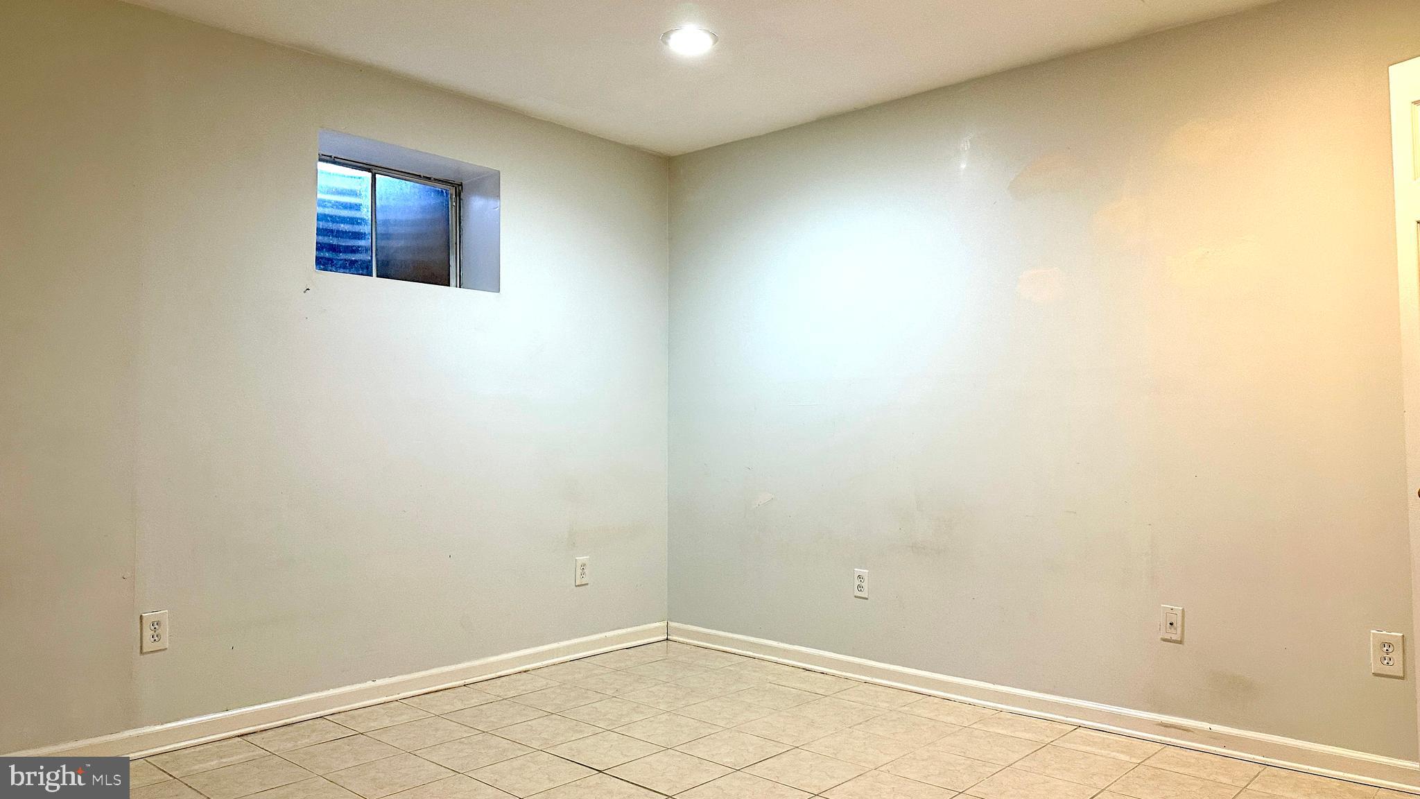 CHURCHILL TOWN SECTOR - Residential