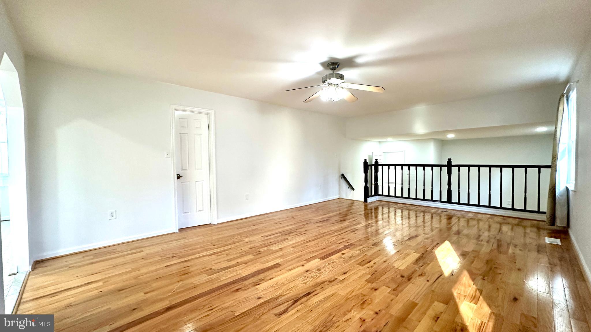 CHURCHILL TOWN SECTOR - Residential