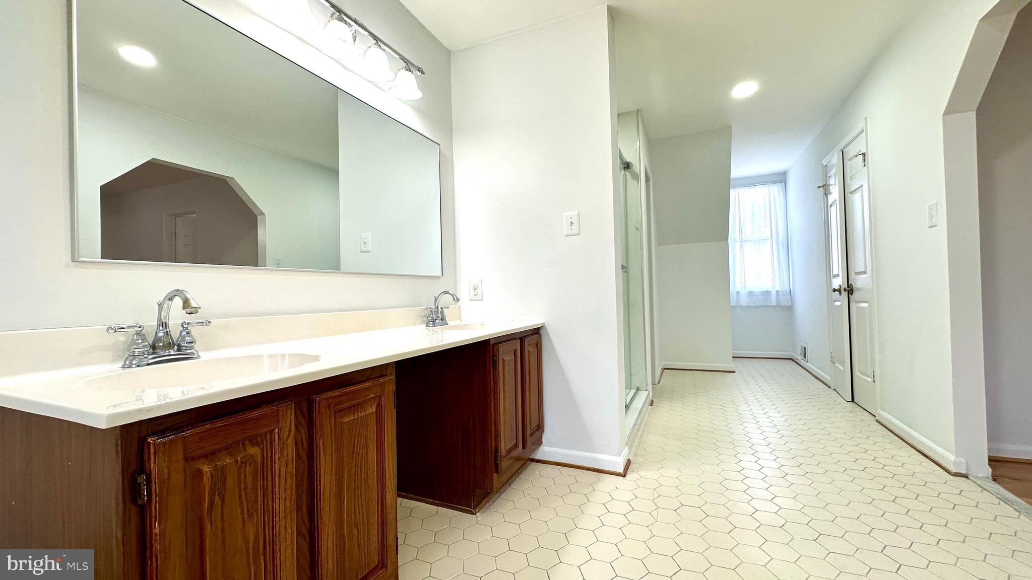 CHURCHILL TOWN SECTOR - Residential