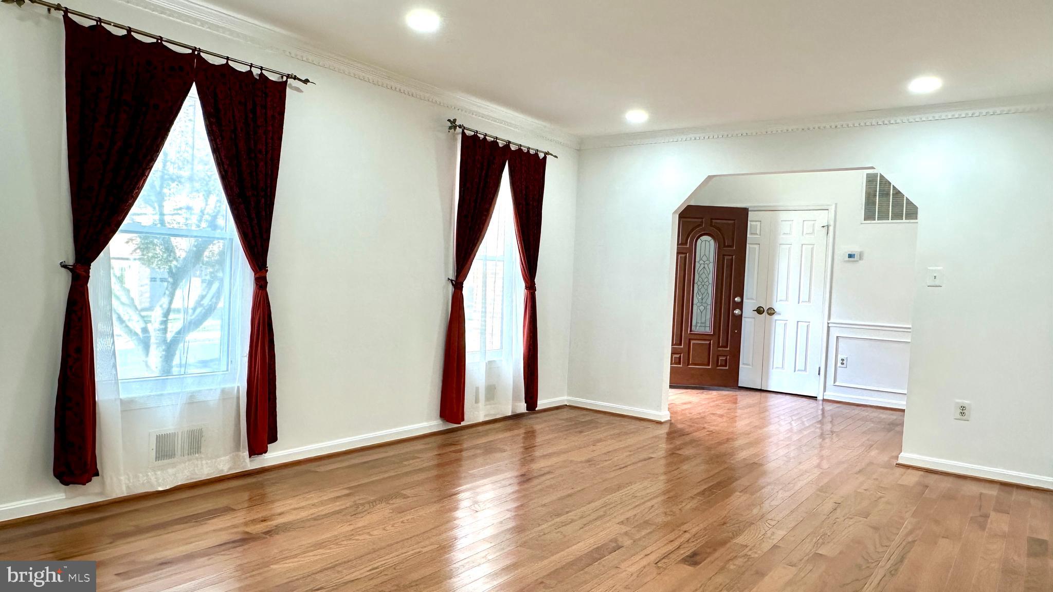 CHURCHILL TOWN SECTOR - Residential