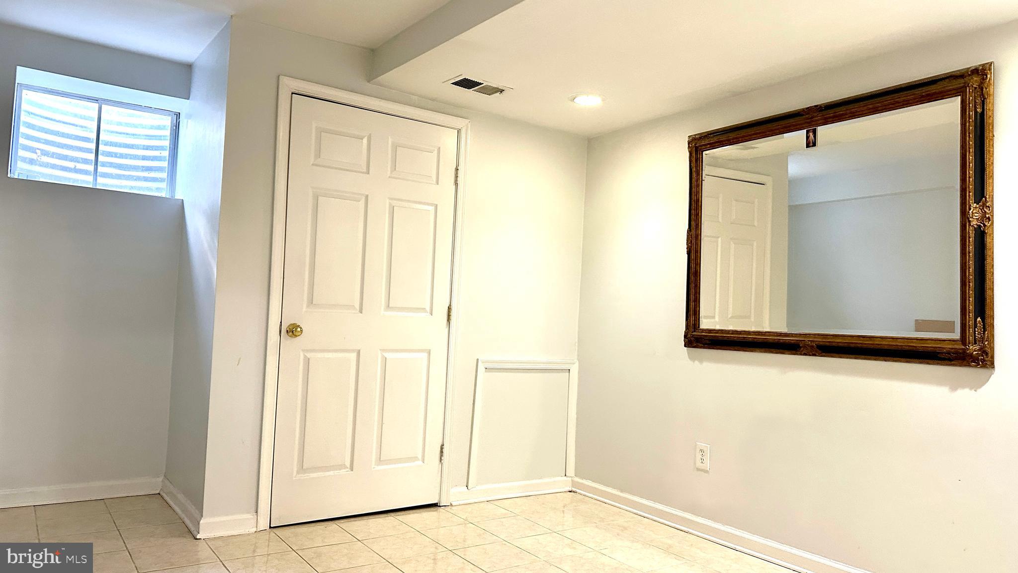 CHURCHILL TOWN SECTOR - Residential